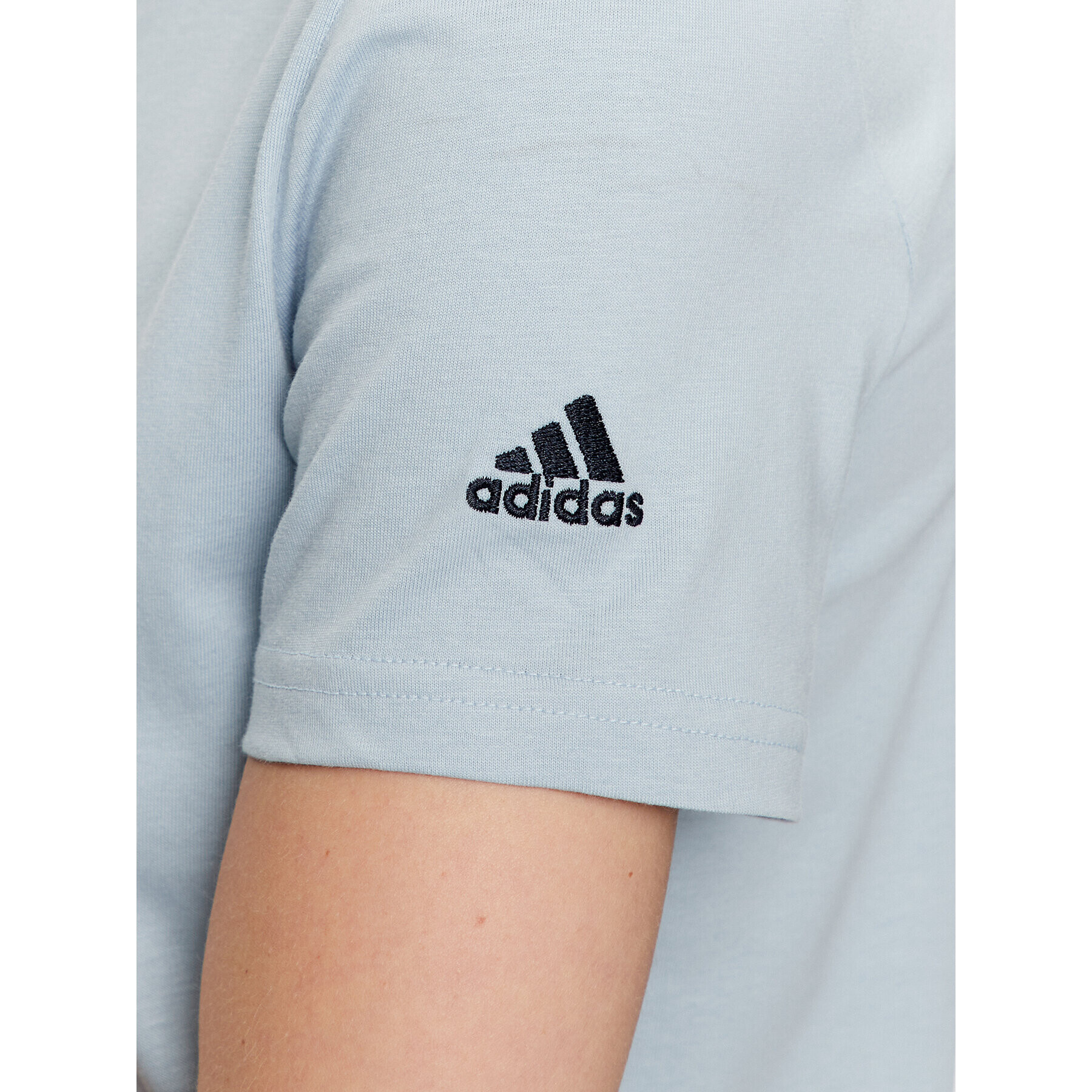 adidas Тишърт Essentials Slim Logo T-Shirt IM2832 Син Slim Fit - Pepit.bg