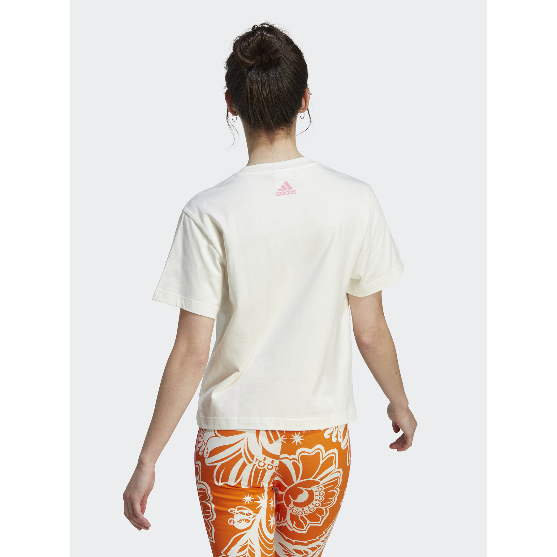 adidas Тишърт FARM Rio Graphic IM2391 Бял Regular Fit - Pepit.bg