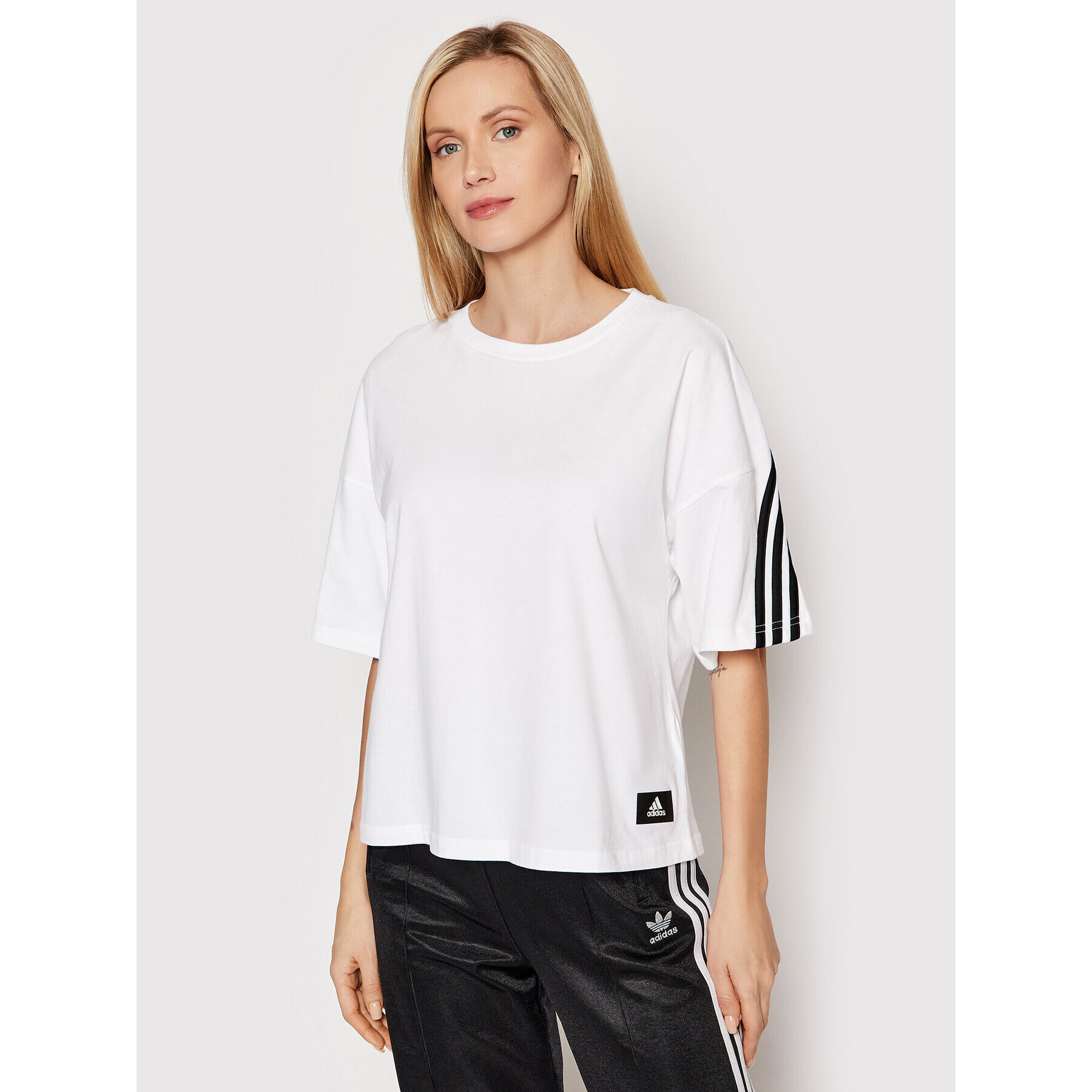 adidas Performance Тишърт Future Icons 3-Stripes HE0309 Бял Loose Fit - Pepit.bg