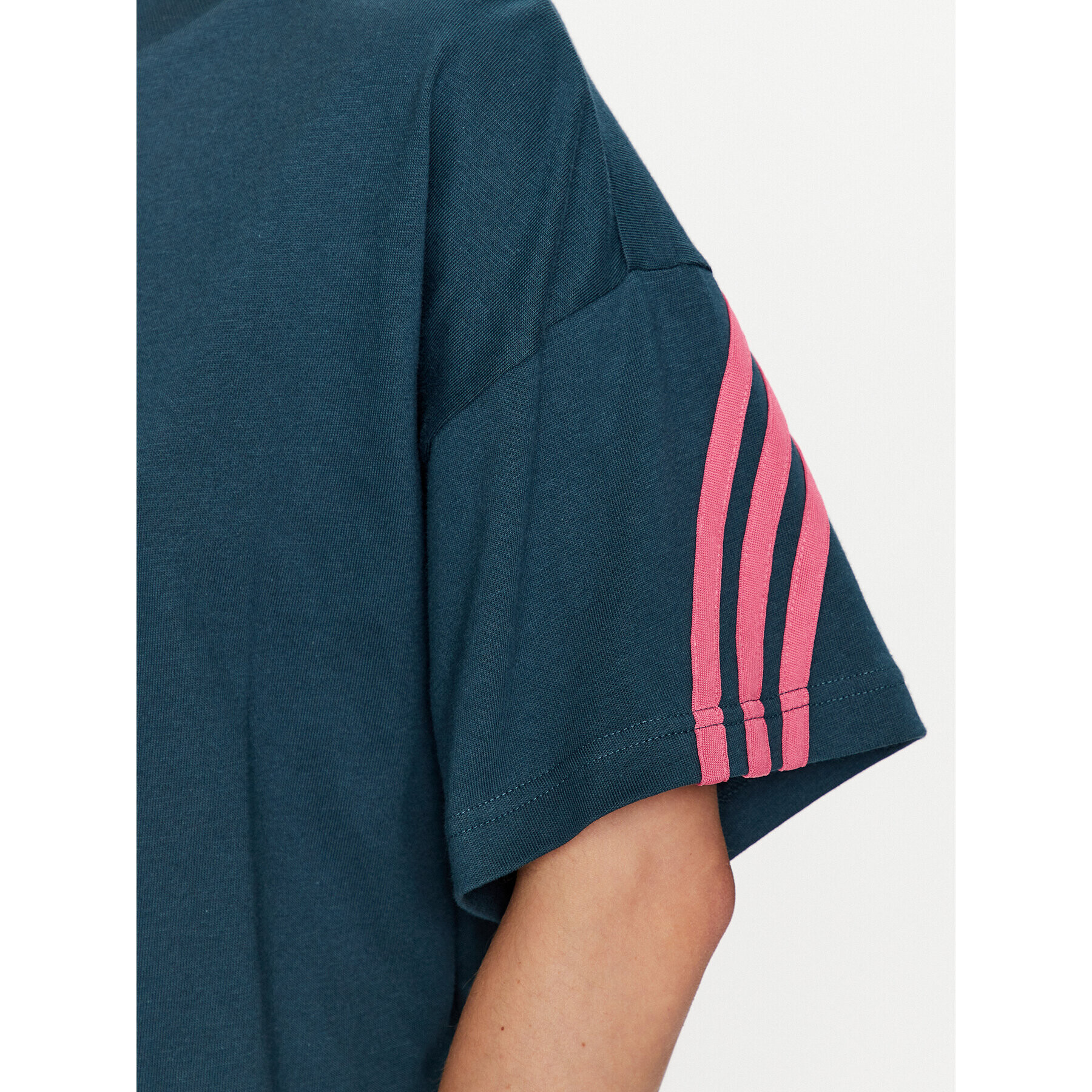 adidas Тишърт Future Icons 3-Stripes T-Shirt IL3063 Електриков Loose Fit - Pepit.bg