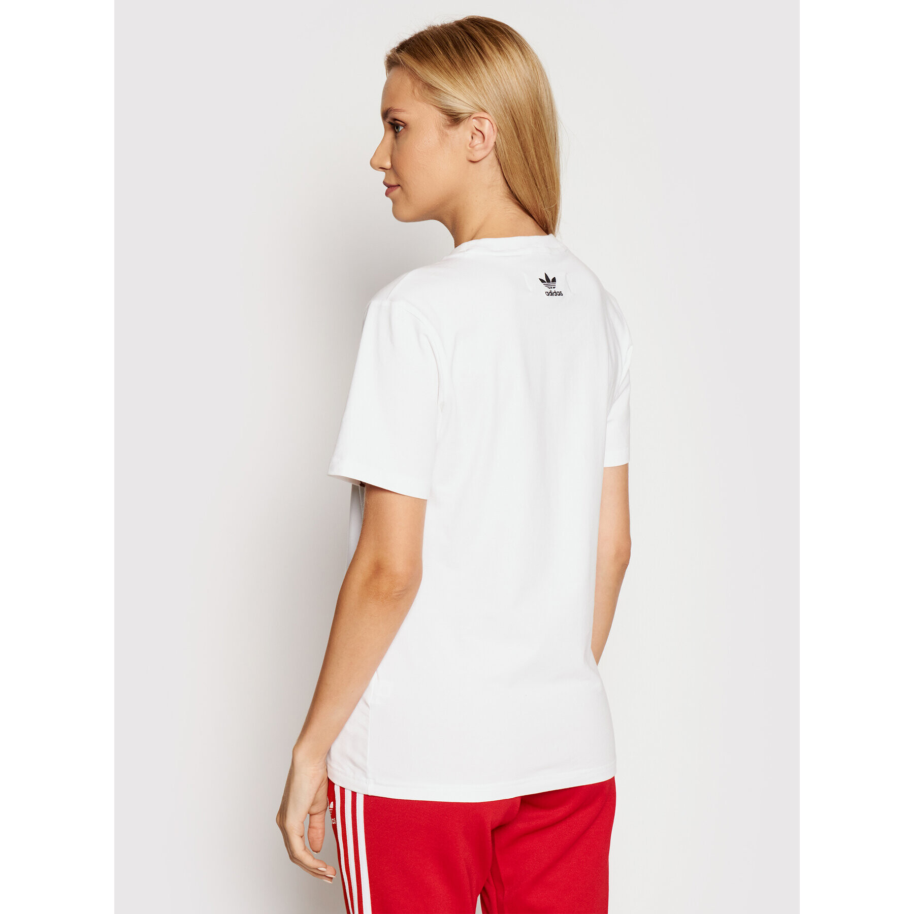 adidas Тишърт GN3354 Бял Regular Fit - Pepit.bg