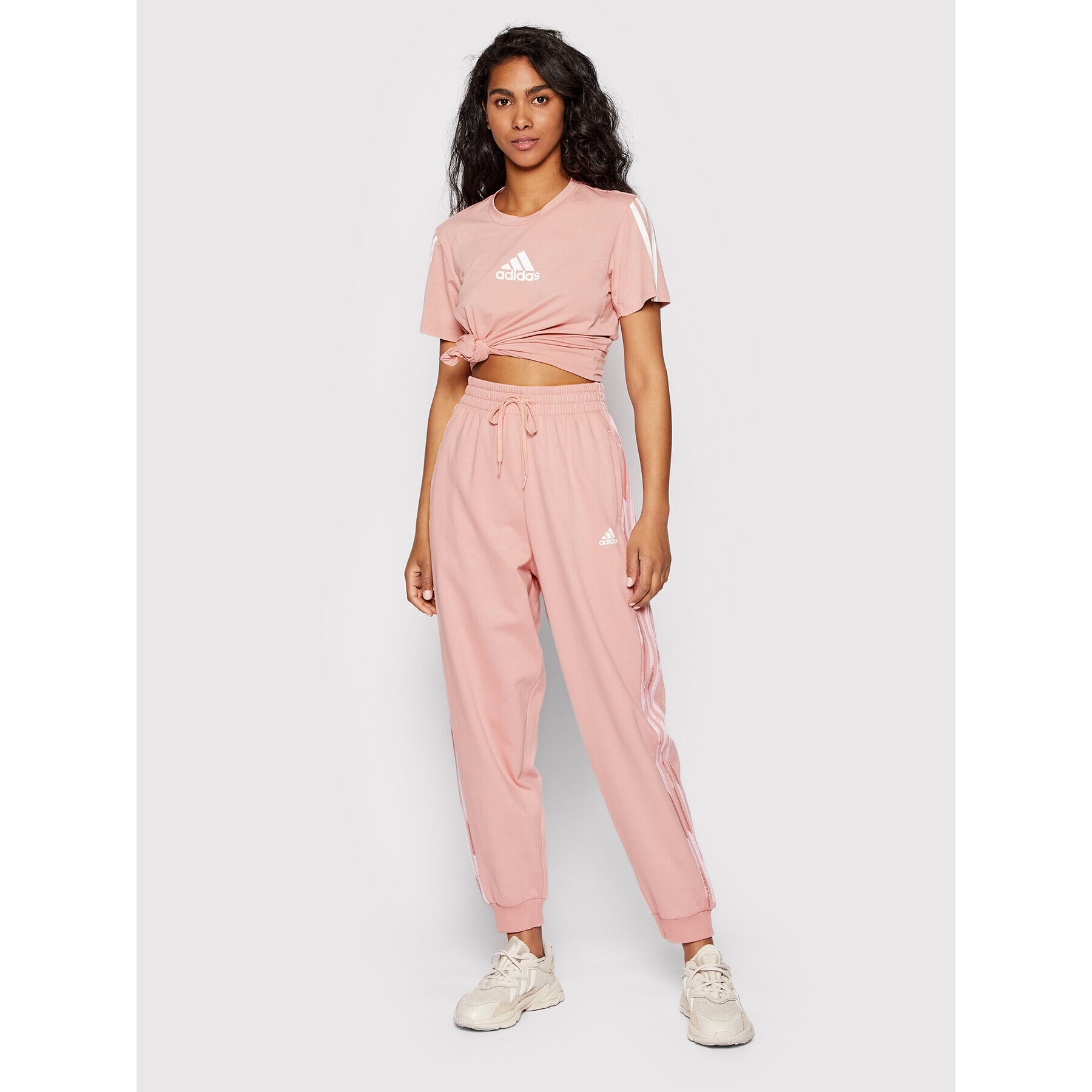 adidas Тишърт HD1790 Розов Regular Fit - Pepit.bg