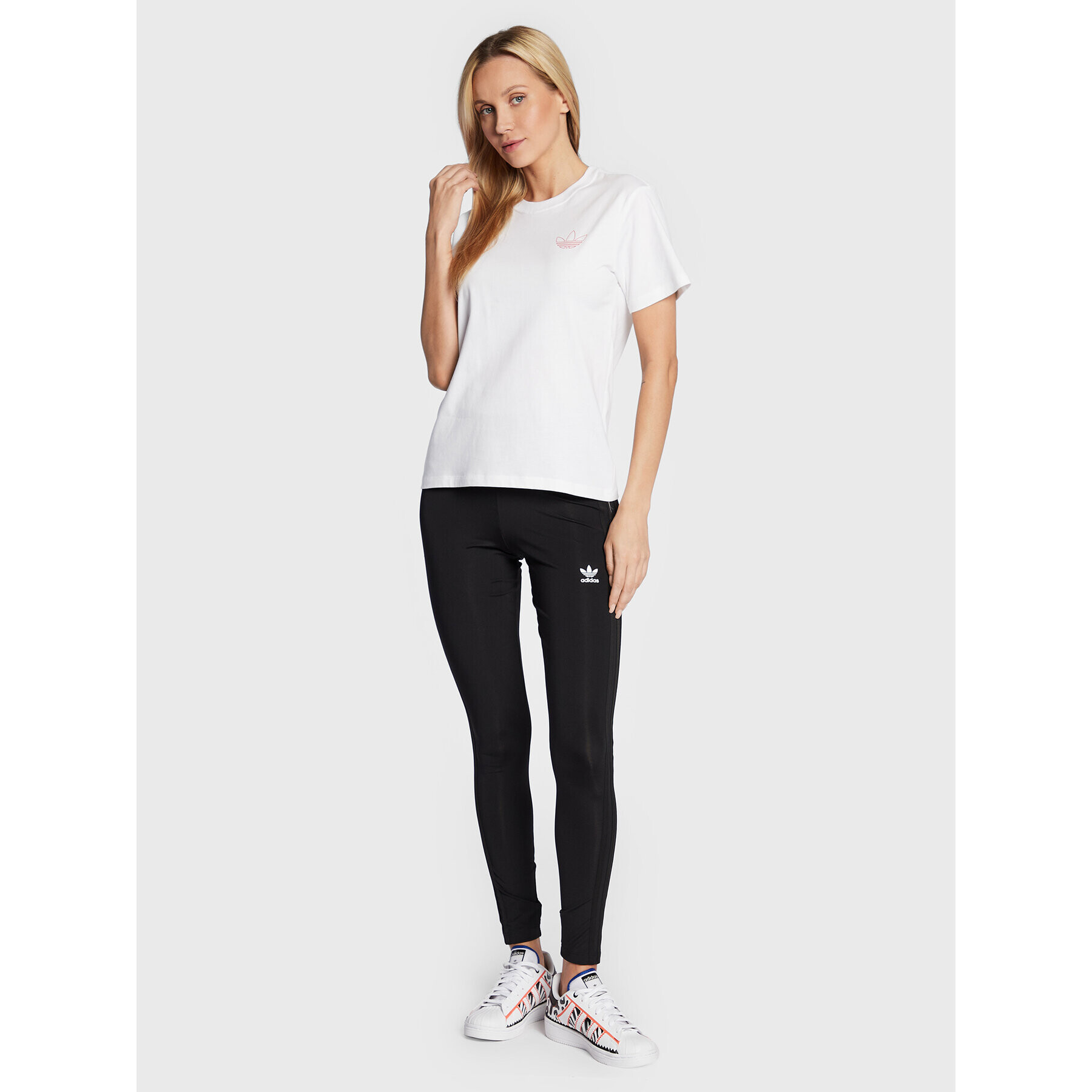 adidas Тишърт HK5173 Бял Regular Fit - Pepit.bg