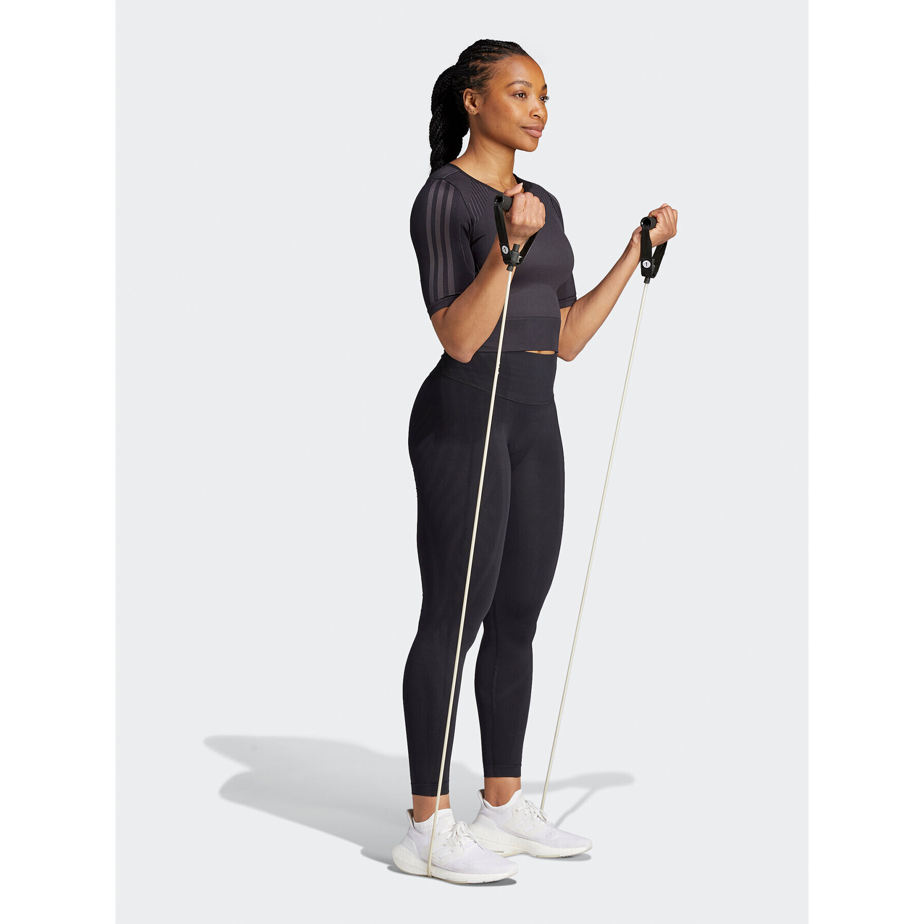 adidas Тишърт IB0690 Черен - Pepit.bg