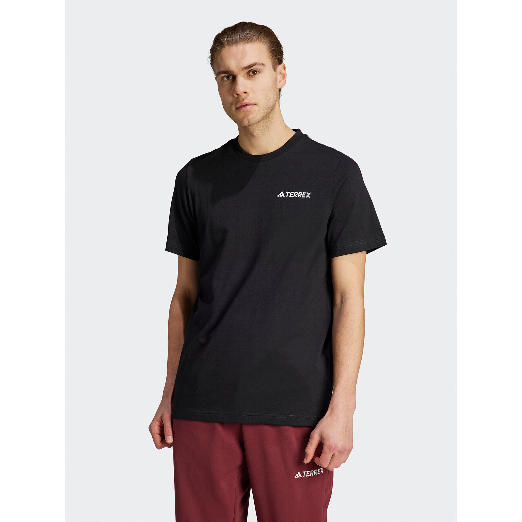adidas Тишърт IB4872 Черен Regular Fit - Pepit.bg