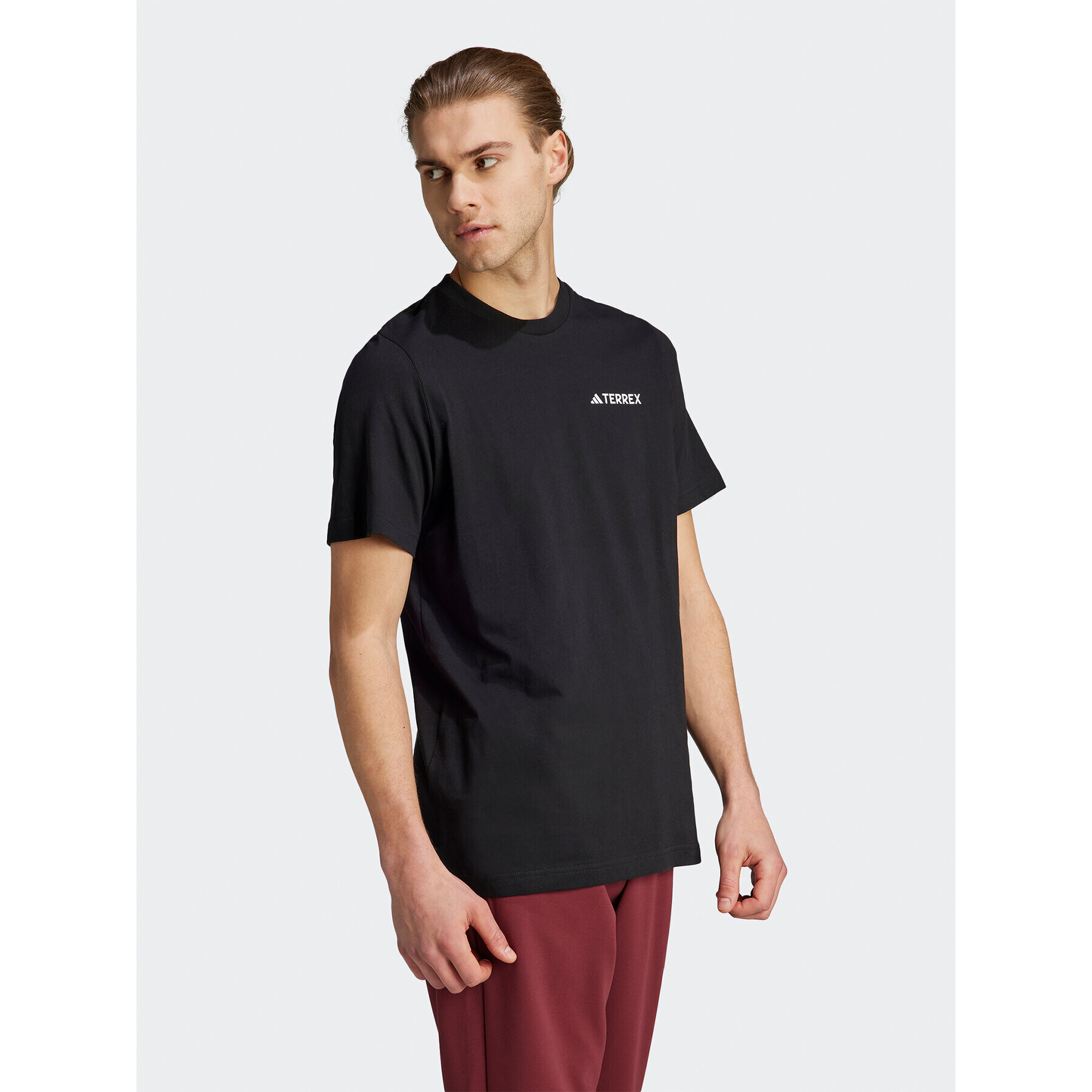 adidas Тишърт IB4872 Черен Regular Fit - Pepit.bg