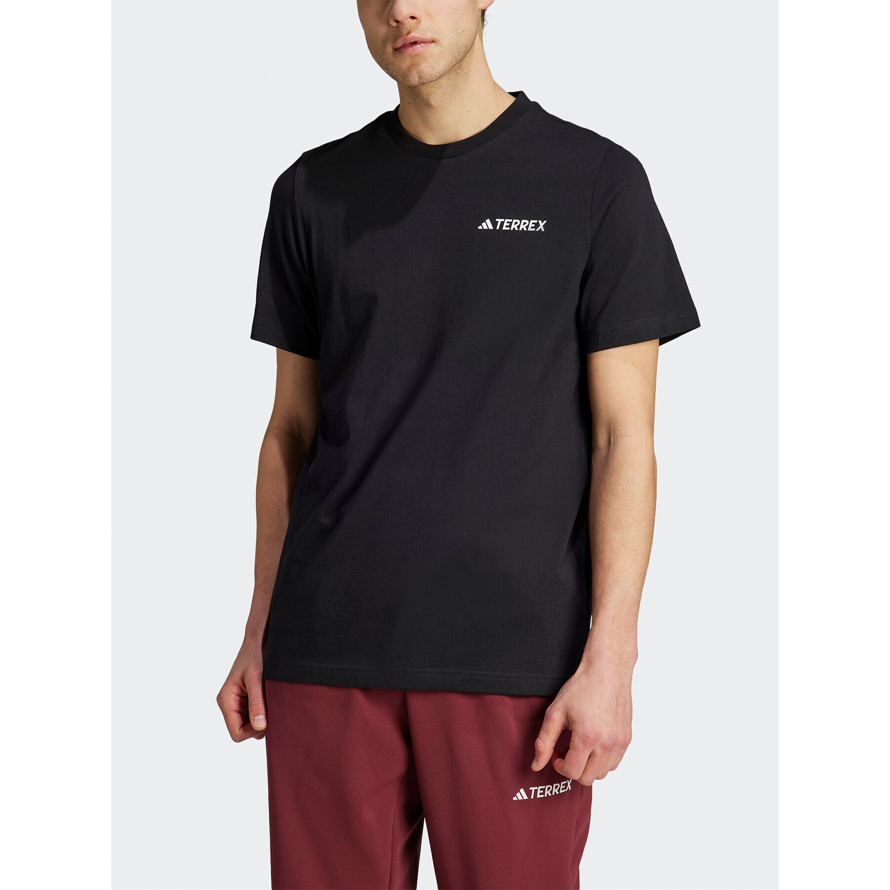 adidas Тишърт IB4872 Черен Regular Fit - Pepit.bg
