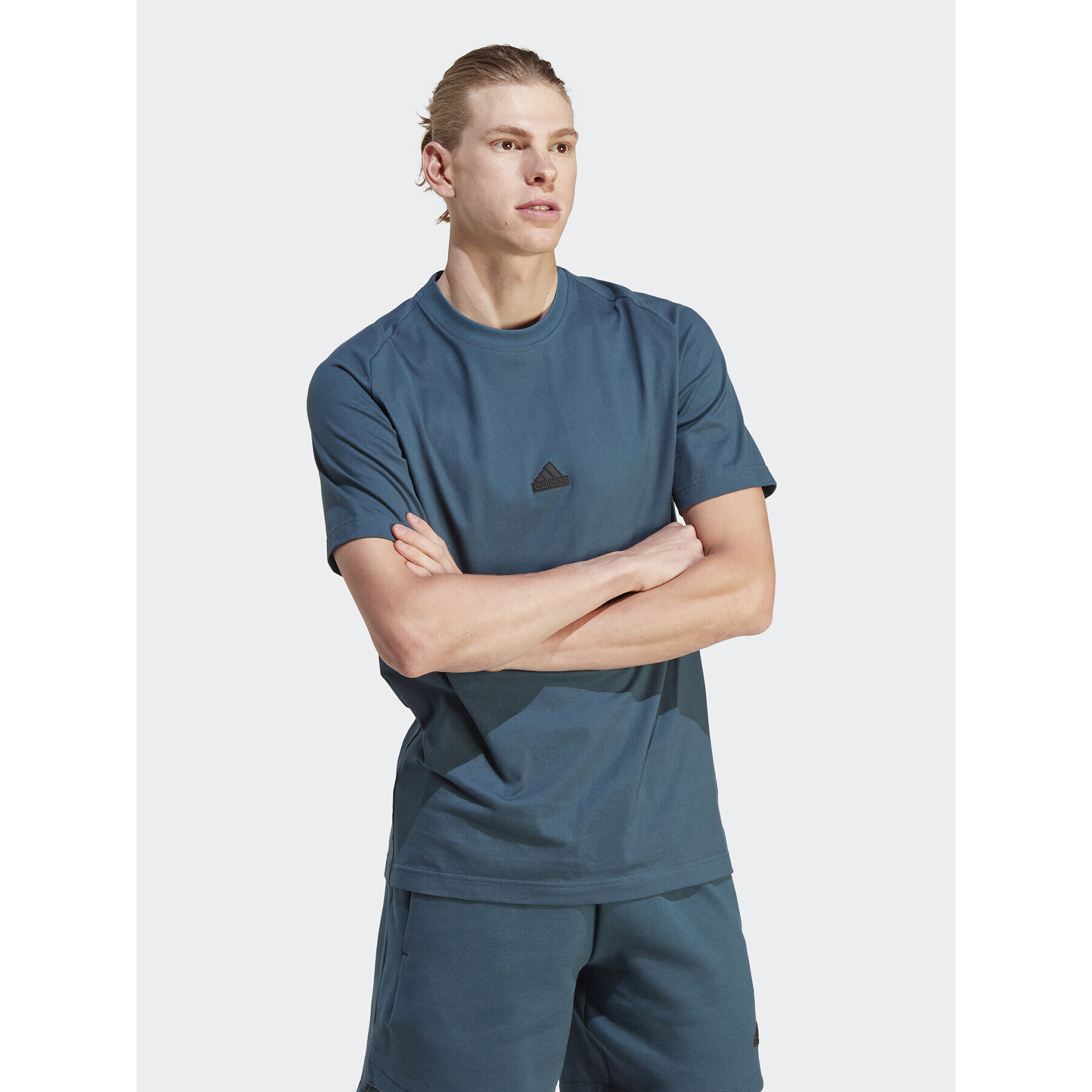 adidas Тишърт IJ6130 Електриков Regular Fit - Pepit.bg