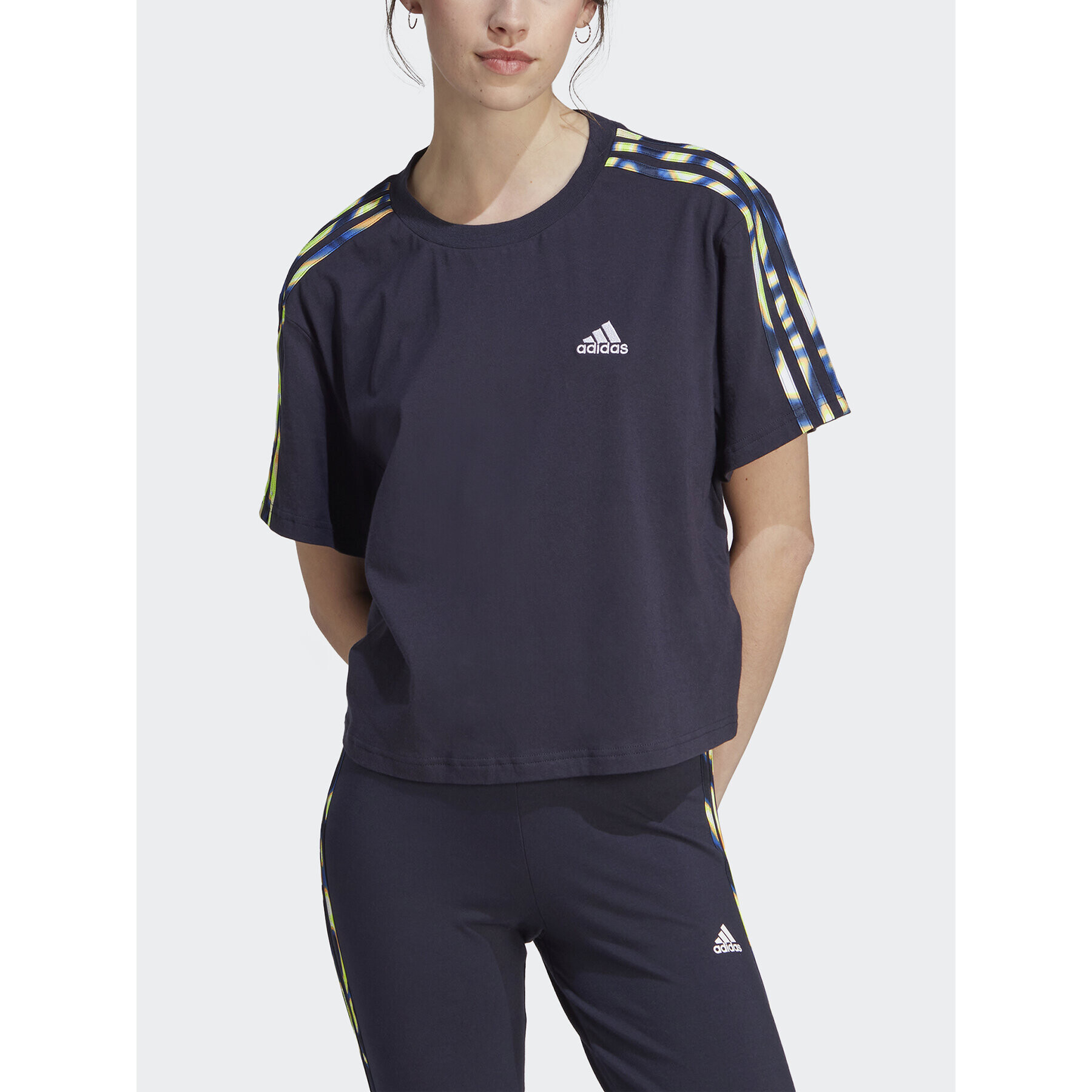 adidas Тишърт IL5868 Син Loose Fit - Pepit.bg