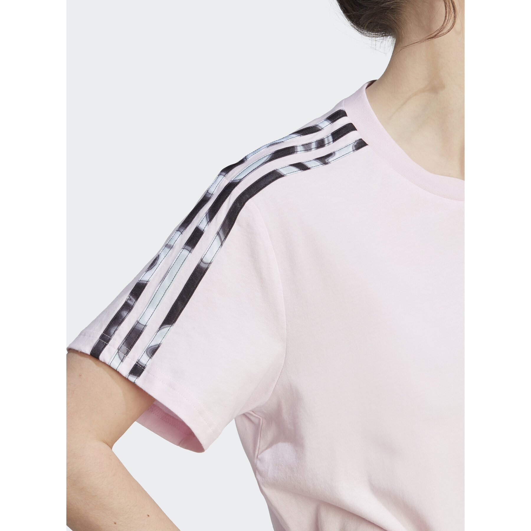 adidas Тишърт IL5870 Розов Loose Fit - Pepit.bg