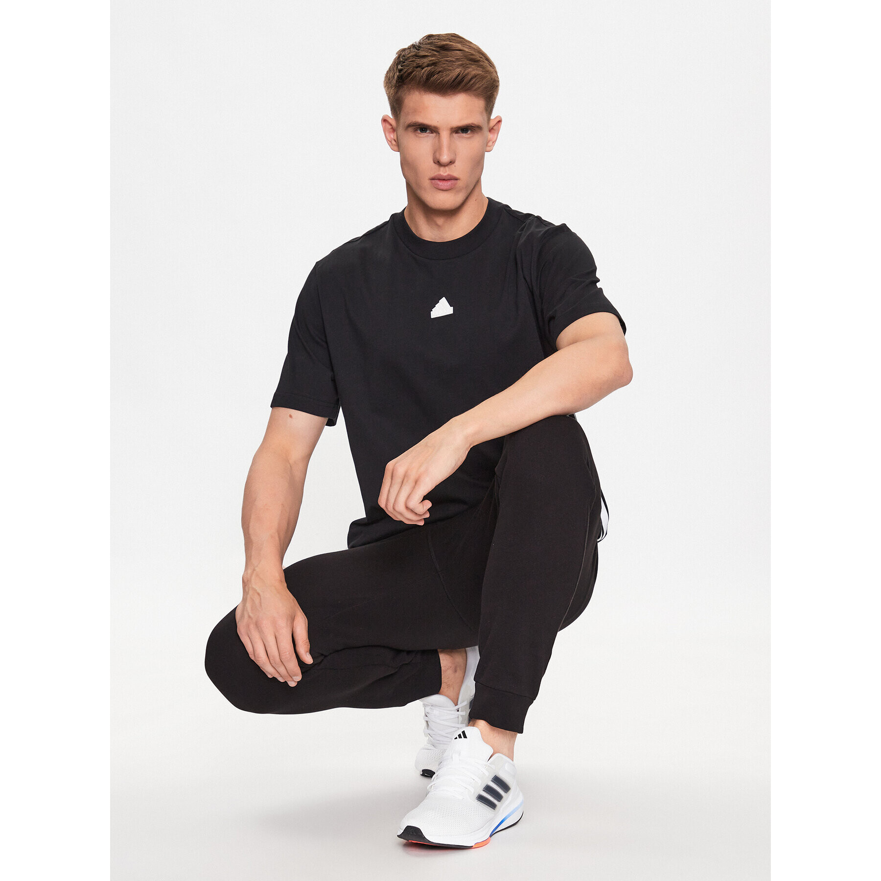 adidas Тишърт IN1611 Черен Loose Fit - Pepit.bg