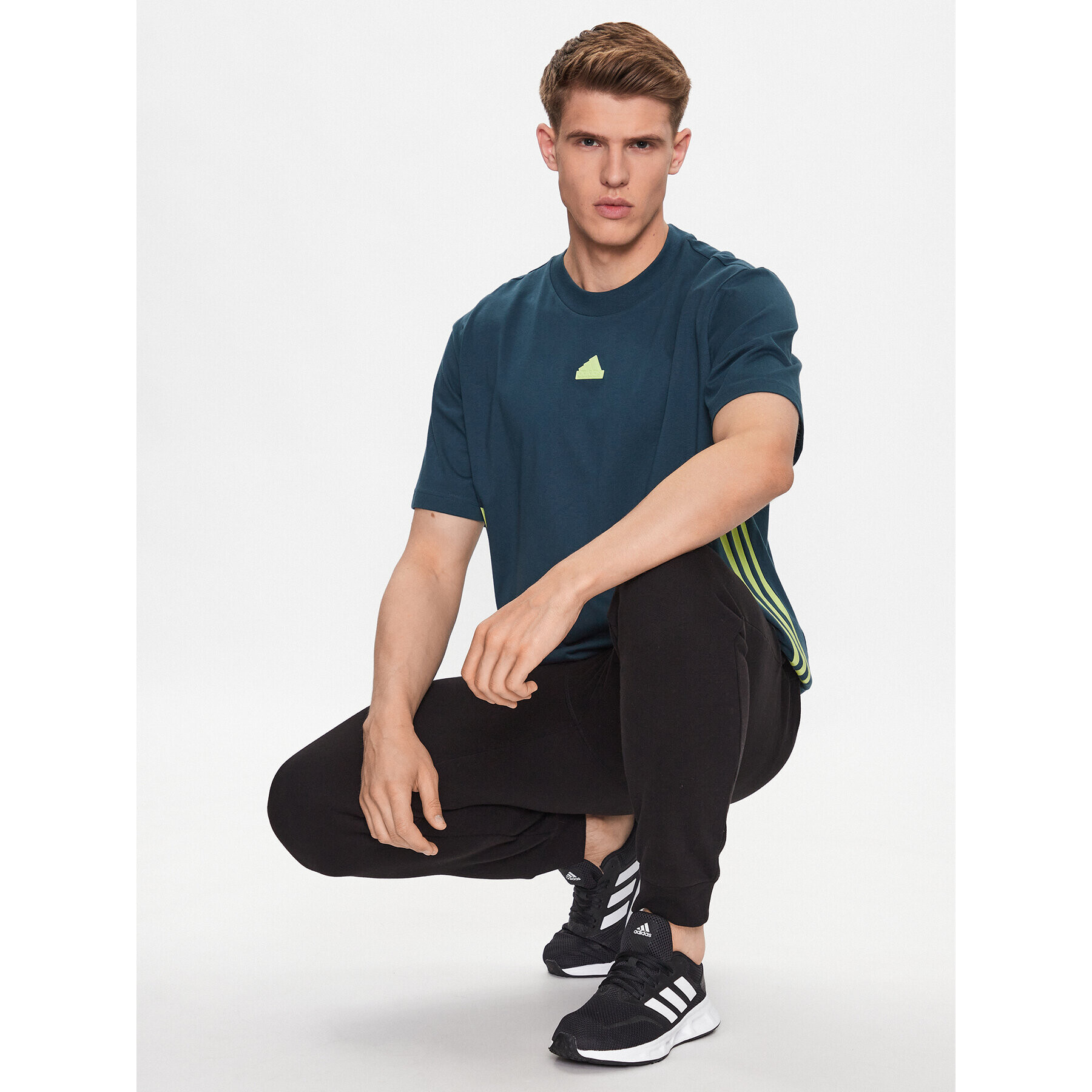 adidas Тишърт IN1614 Електриков Loose Fit - Pepit.bg