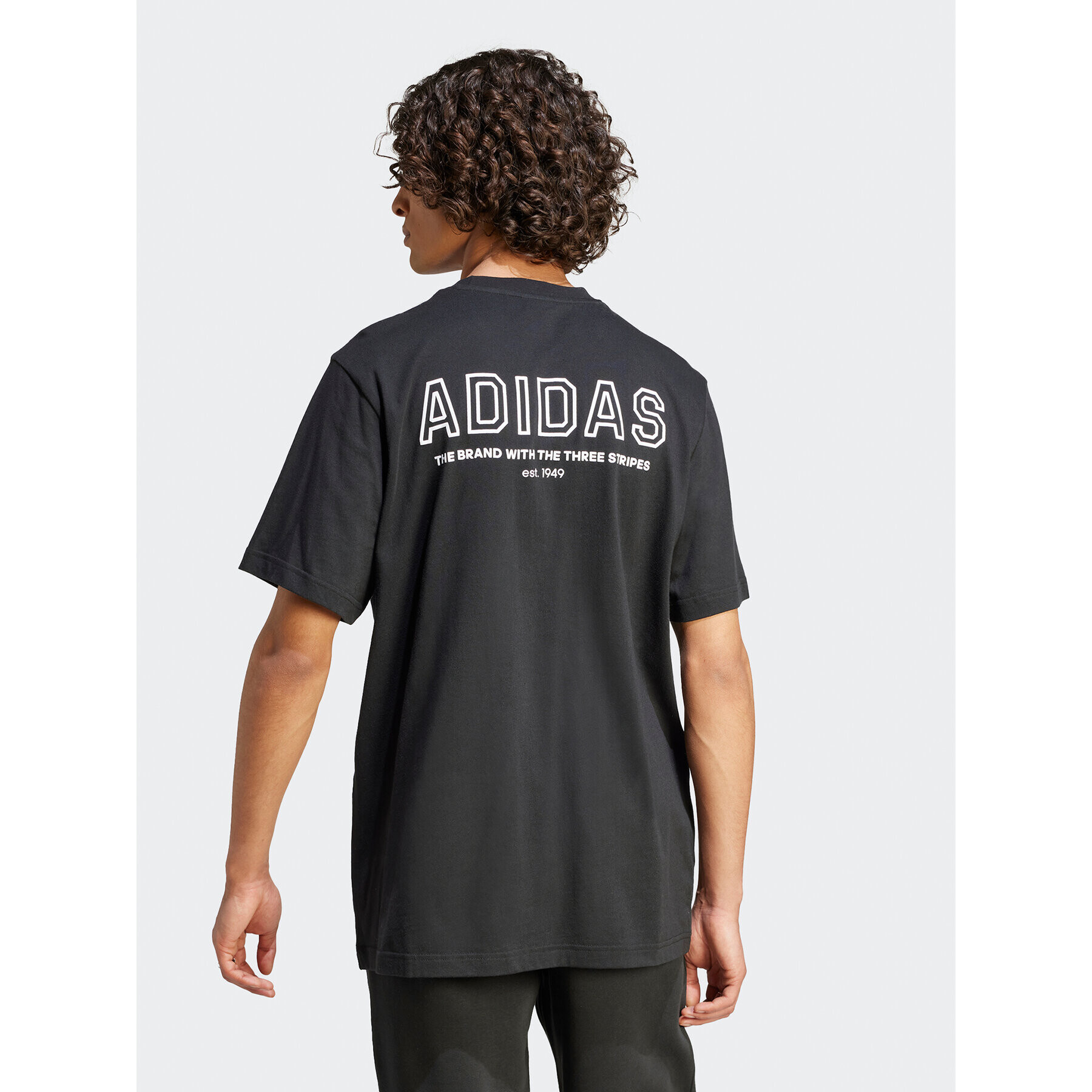 adidas Тишърт IR8363 Черен Loose Fit - Pepit.bg