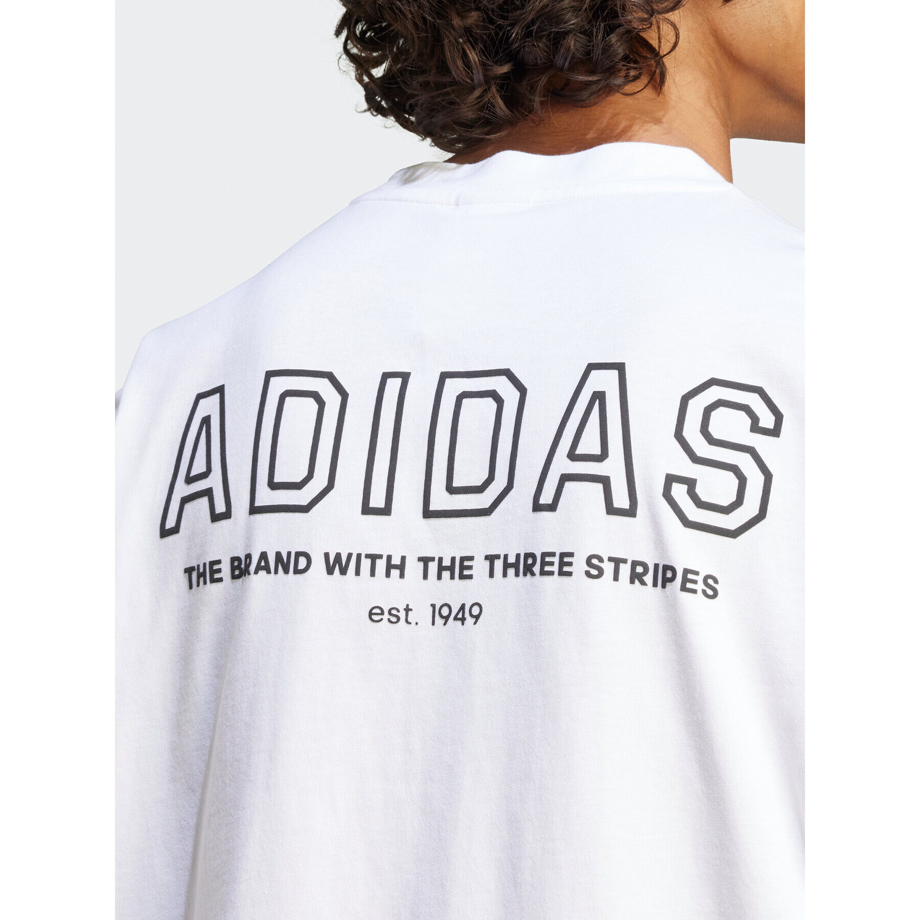 adidas Тишърт IR8364 Бял Loose Fit - Pepit.bg