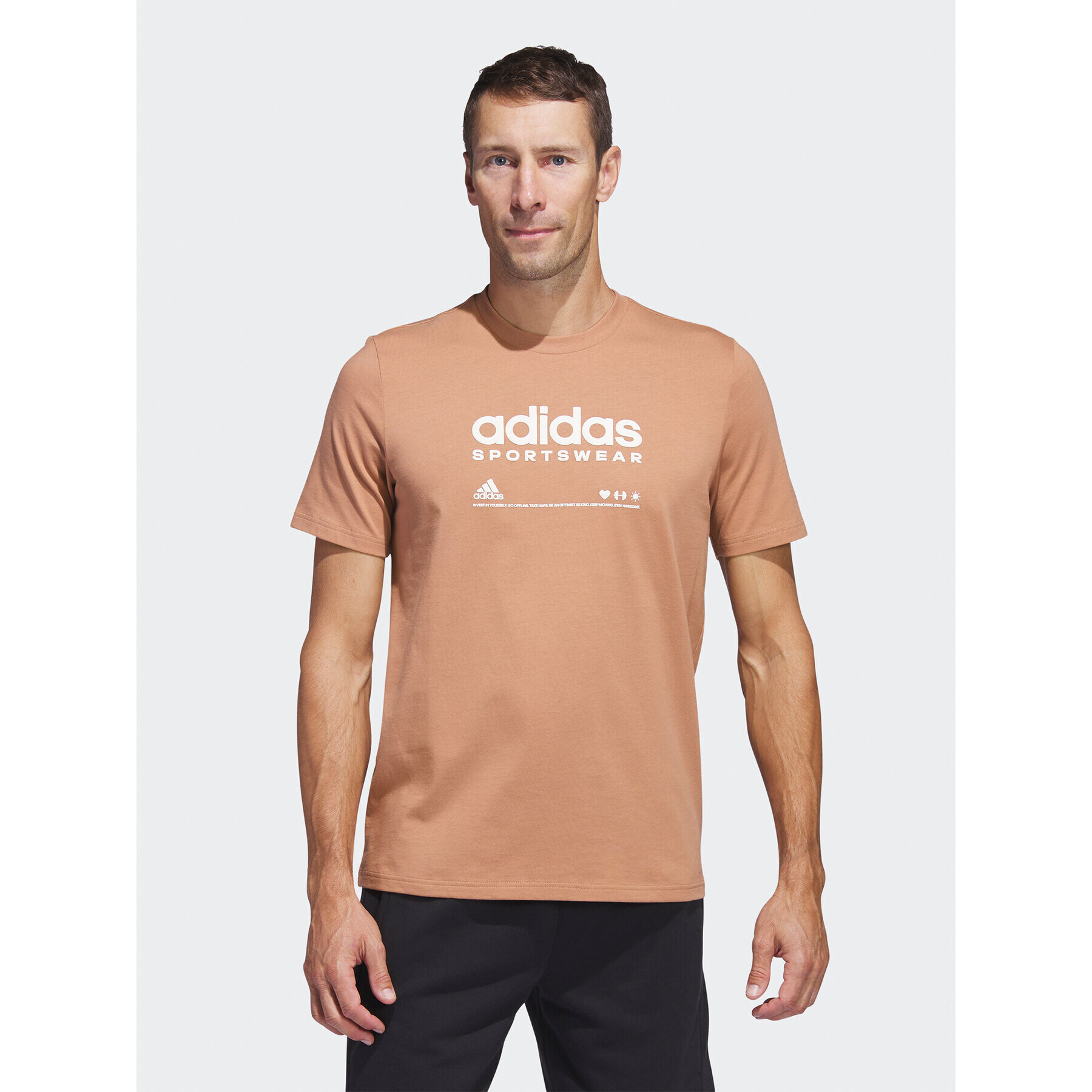 adidas Тишърт Lounge Graphic T-Shirt H49668 Кафяв Regular Fit - Pepit.bg