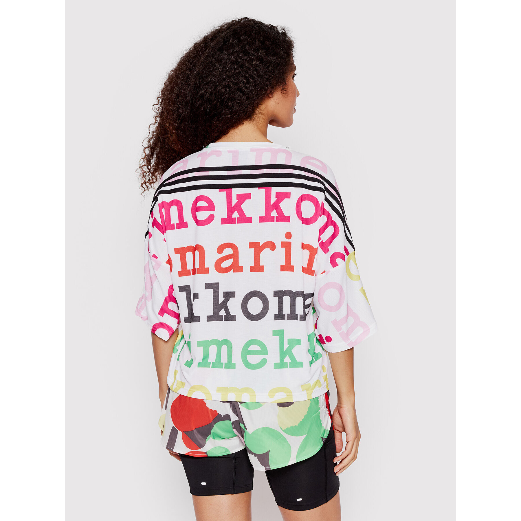 adidas Тишърт MARIMEKKO H67090 Бял Loose Fit - Pepit.bg