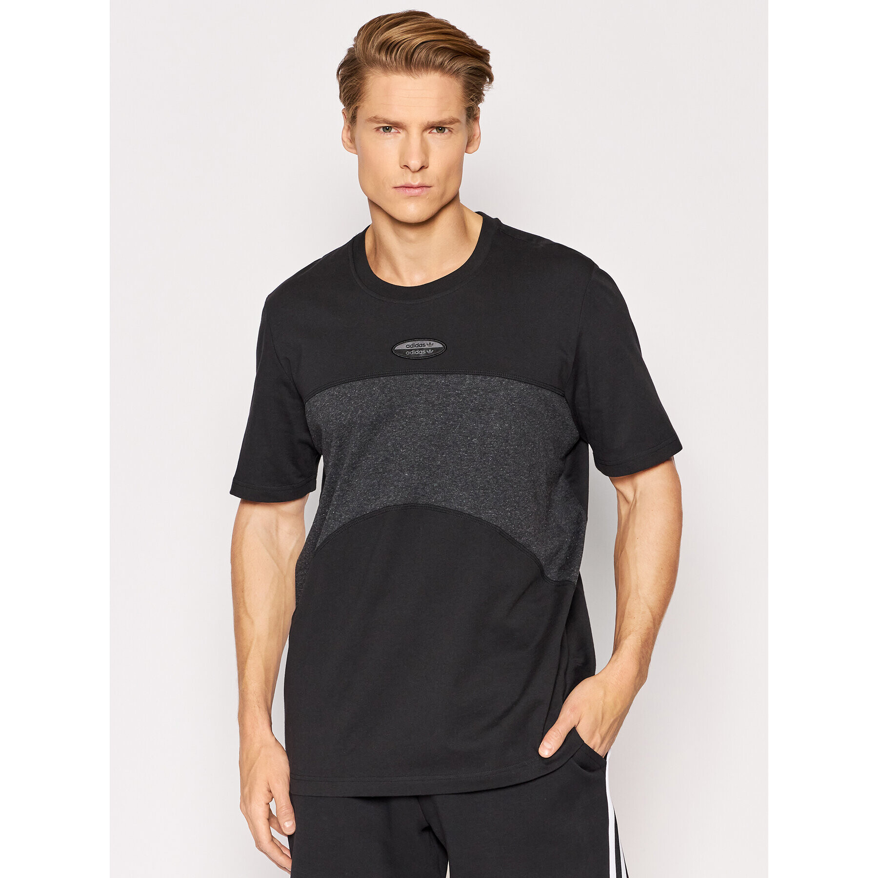 adidas Тишърт R.Y.V. Basic HC9470 Черен Regular Fit - Pepit.bg