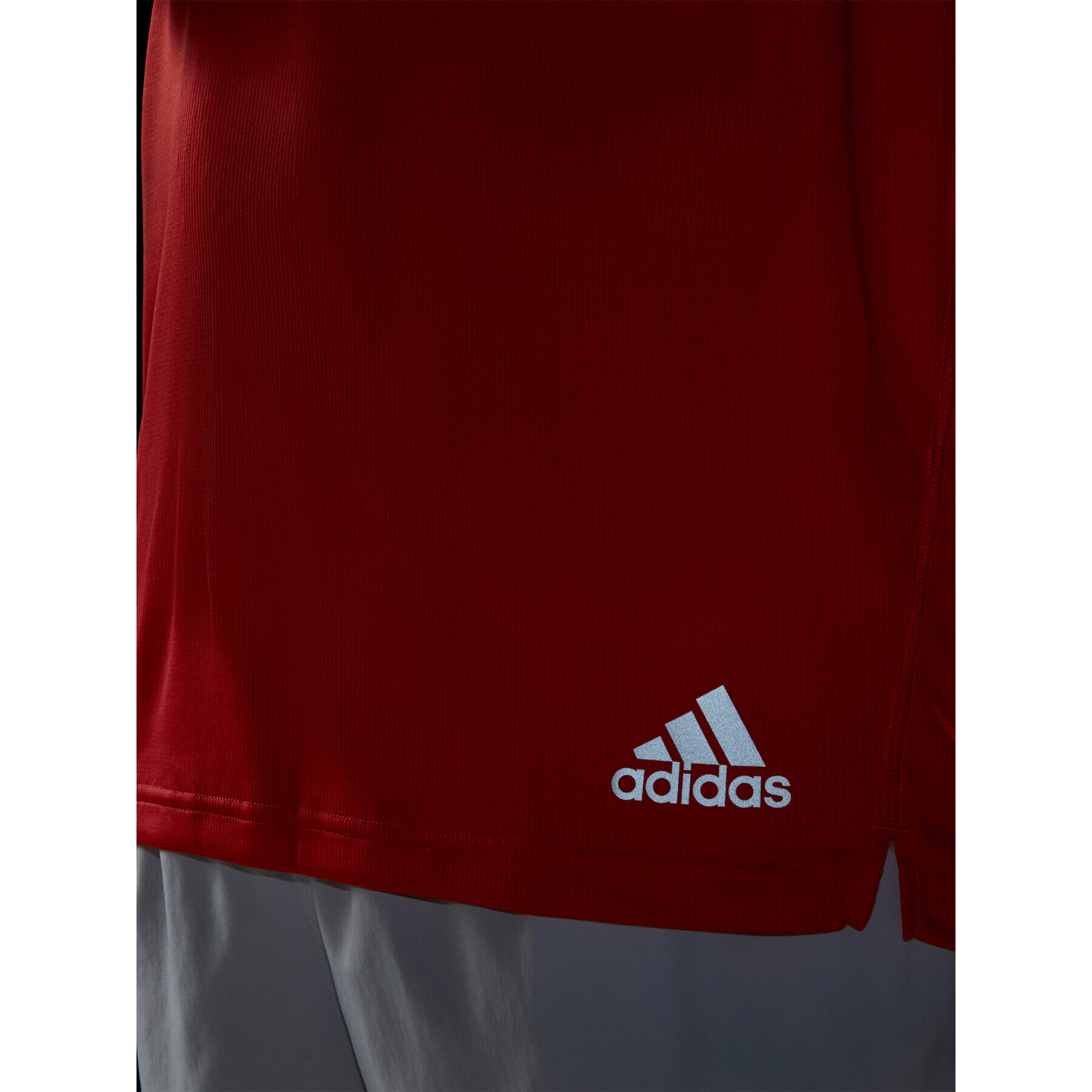 adidas Тишърт Run It T-Shirt IC7641 Червен Regular Fit - Pepit.bg