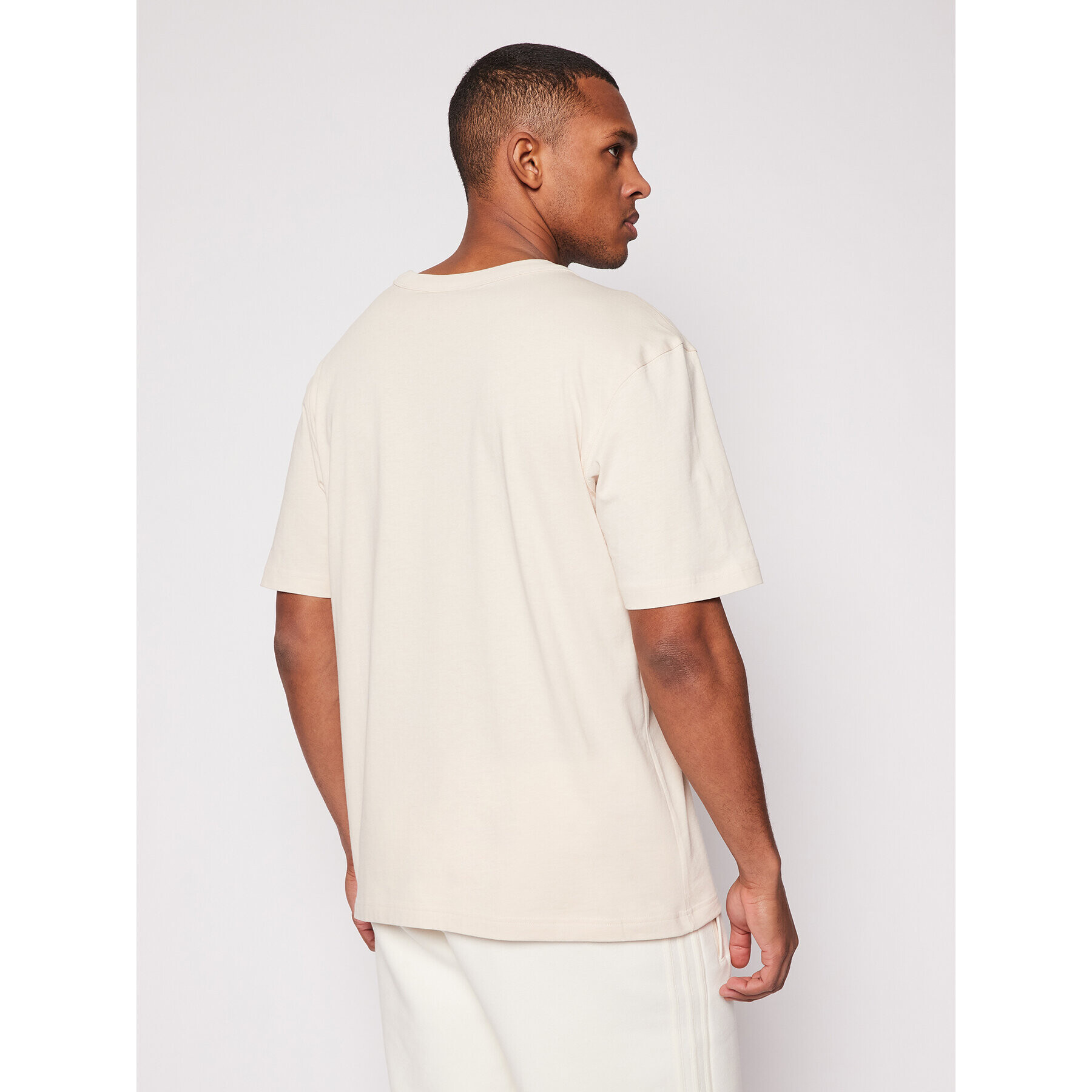 adidas Тишърт Silicon Badge T GN3298 Бежов Regular Fit - Pepit.bg