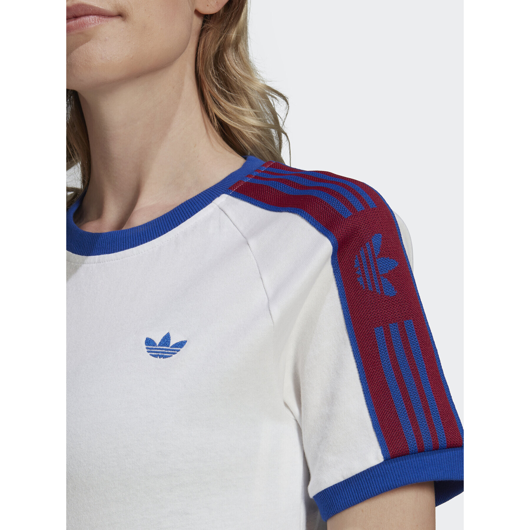 adidas Тишърт Tape HL9172 Бял Regular Fit - Pepit.bg