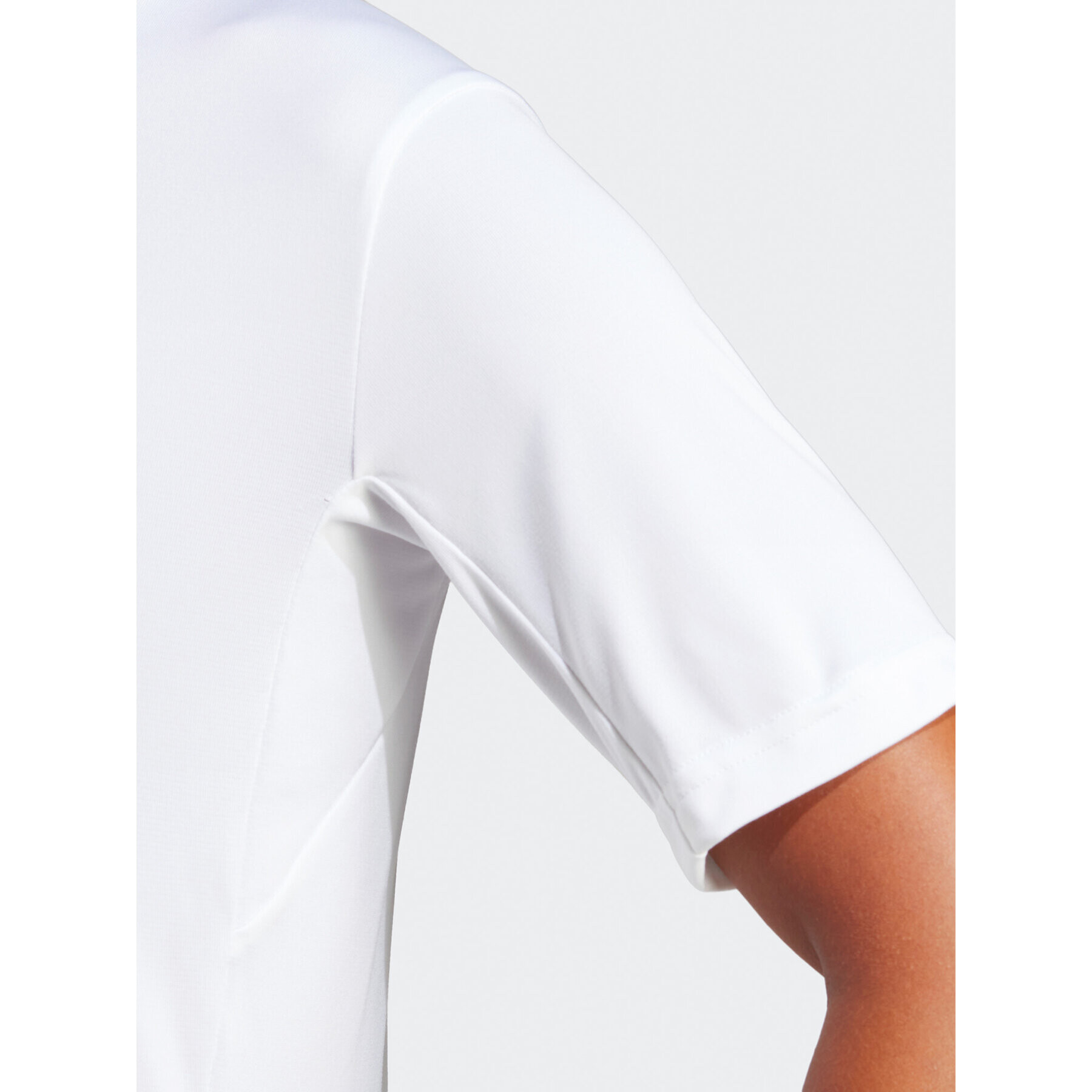 adidas Тишърт Terrex Multi T-Shirt HM4040 Бял Regular Fit - Pepit.bg