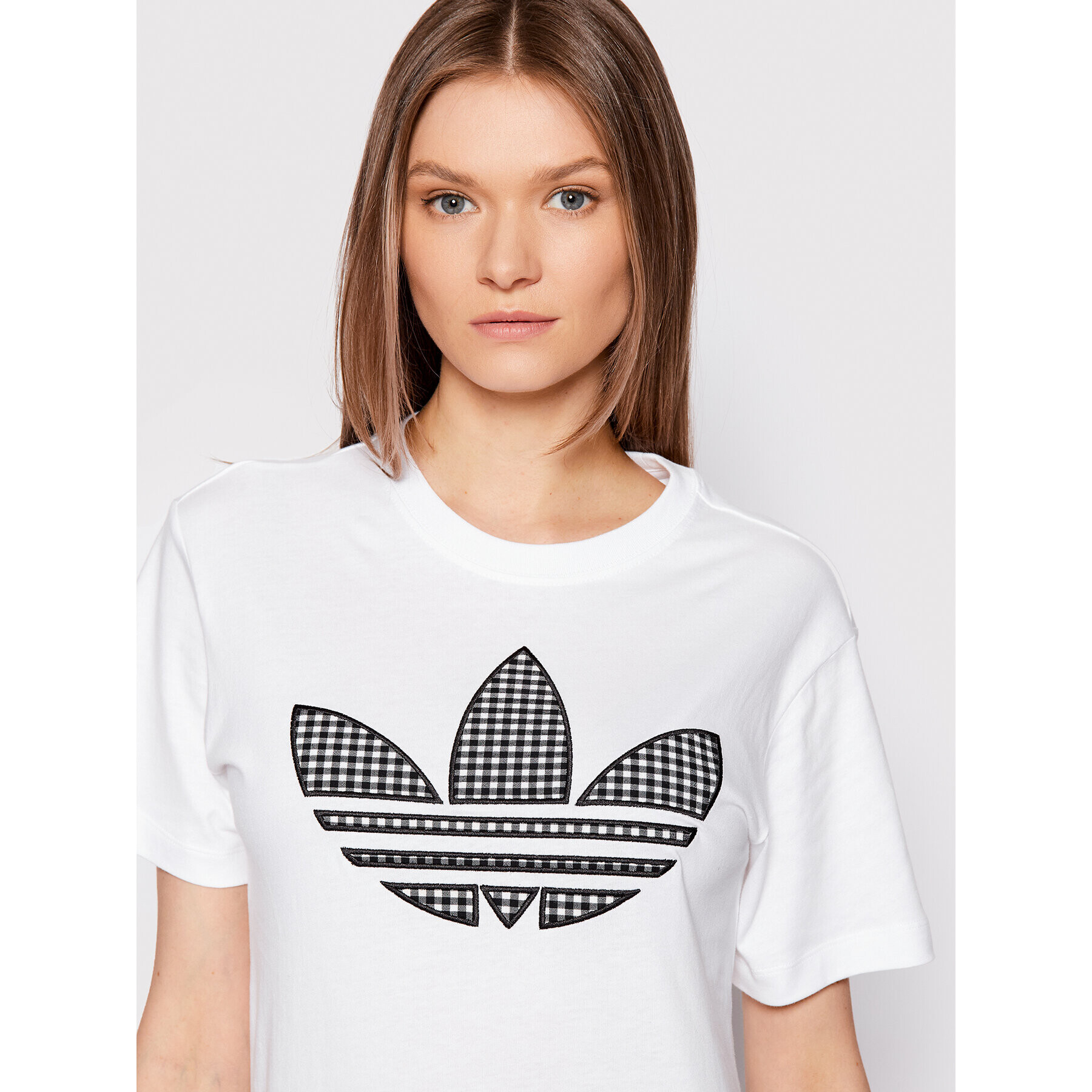 adidas Тишърт Trefoil HB9436 Бял Regular Fit - Pepit.bg