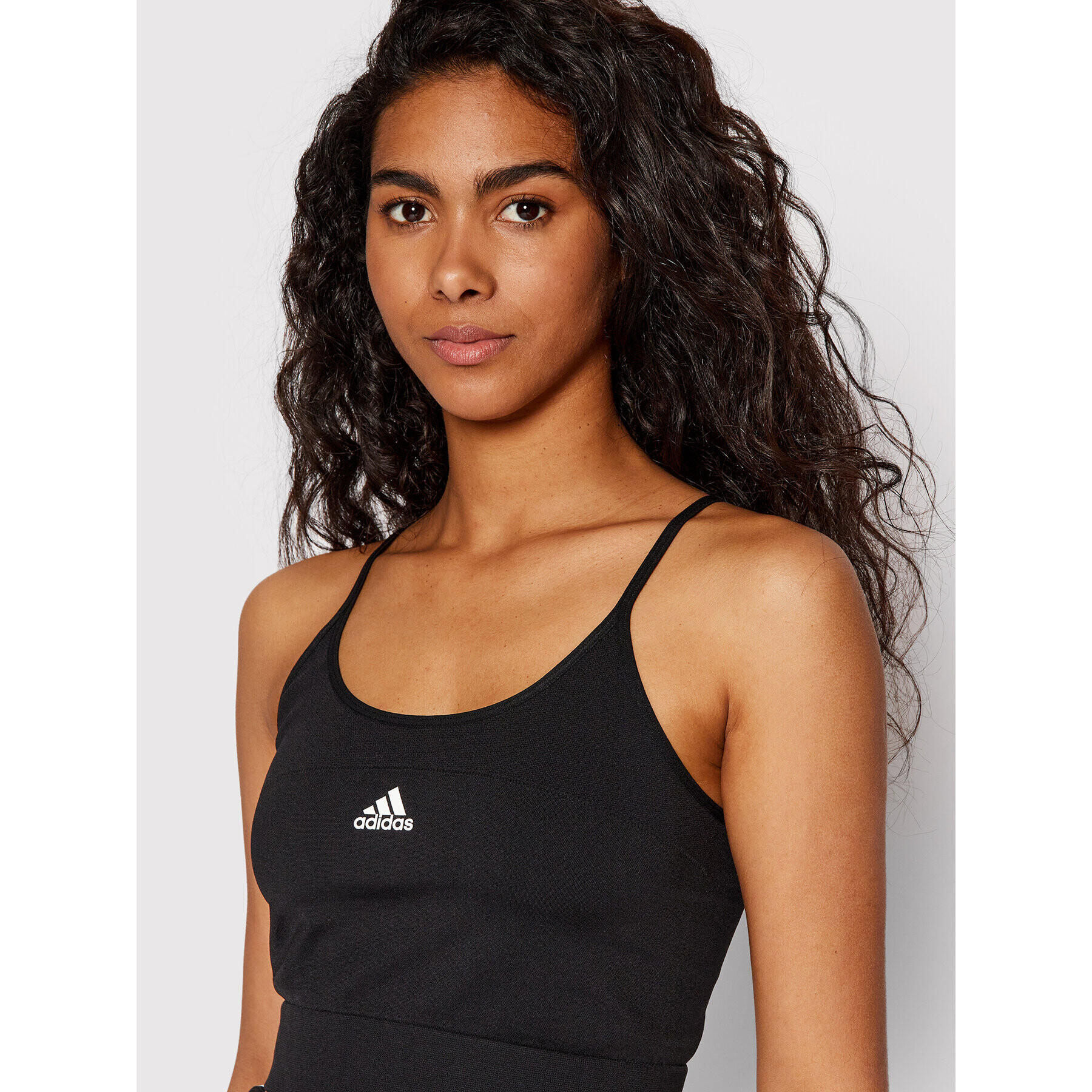 adidas топ Aeroknit Seamless HA1197 Черен Slim Fit - Pepit.bg