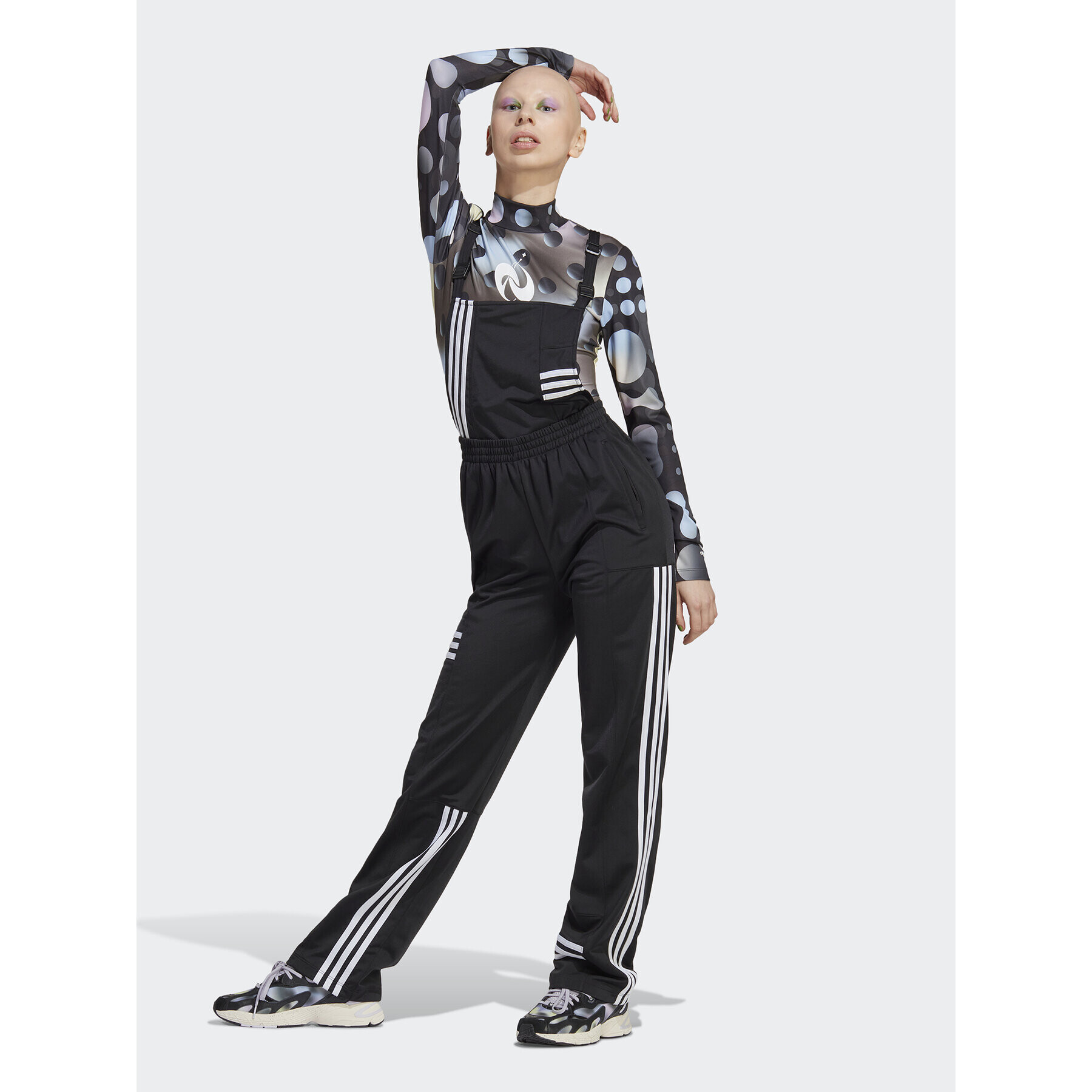 adidas топ Dungarees IC2373 Черен - Pepit.bg