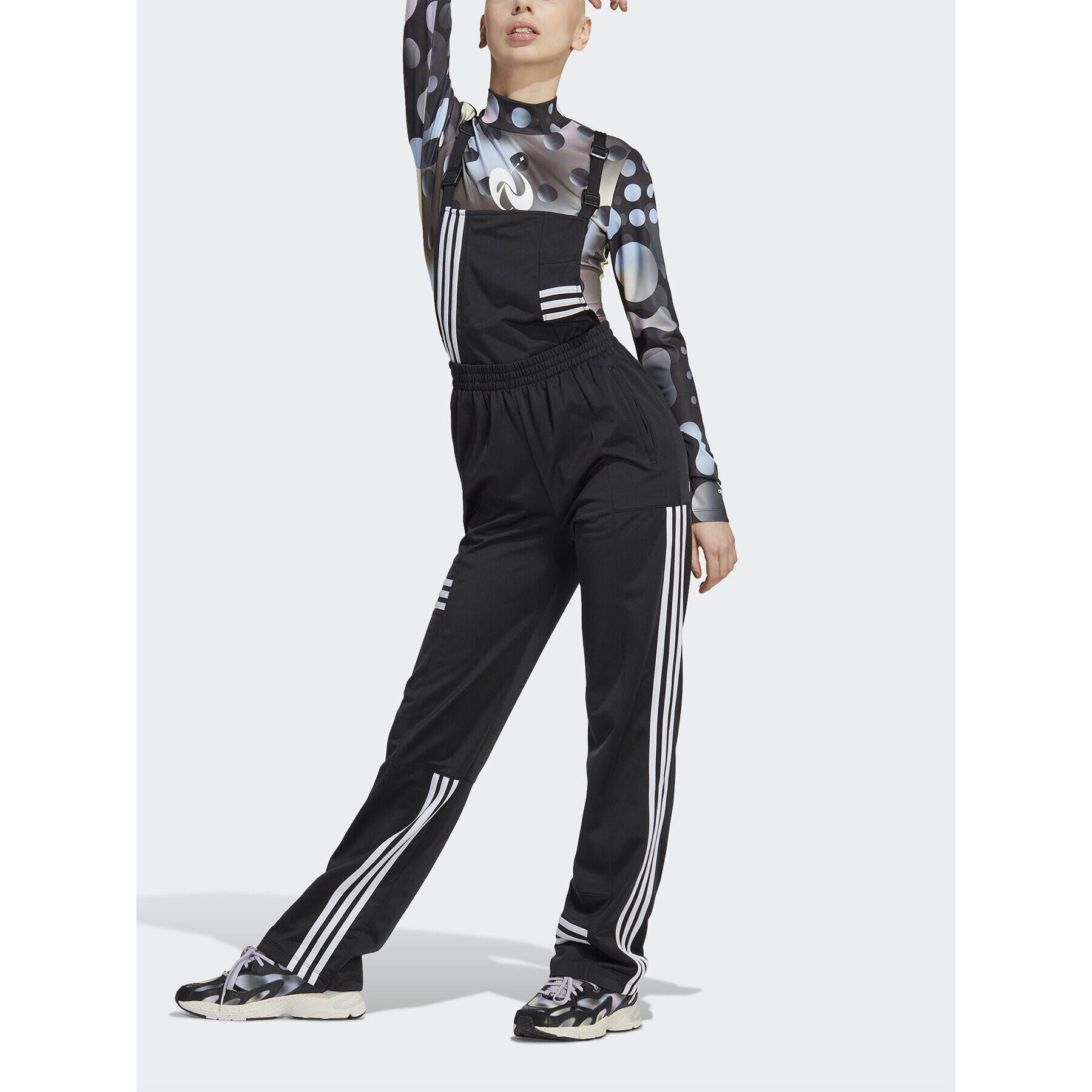 adidas топ Dungarees IC2373 Черен - Pepit.bg