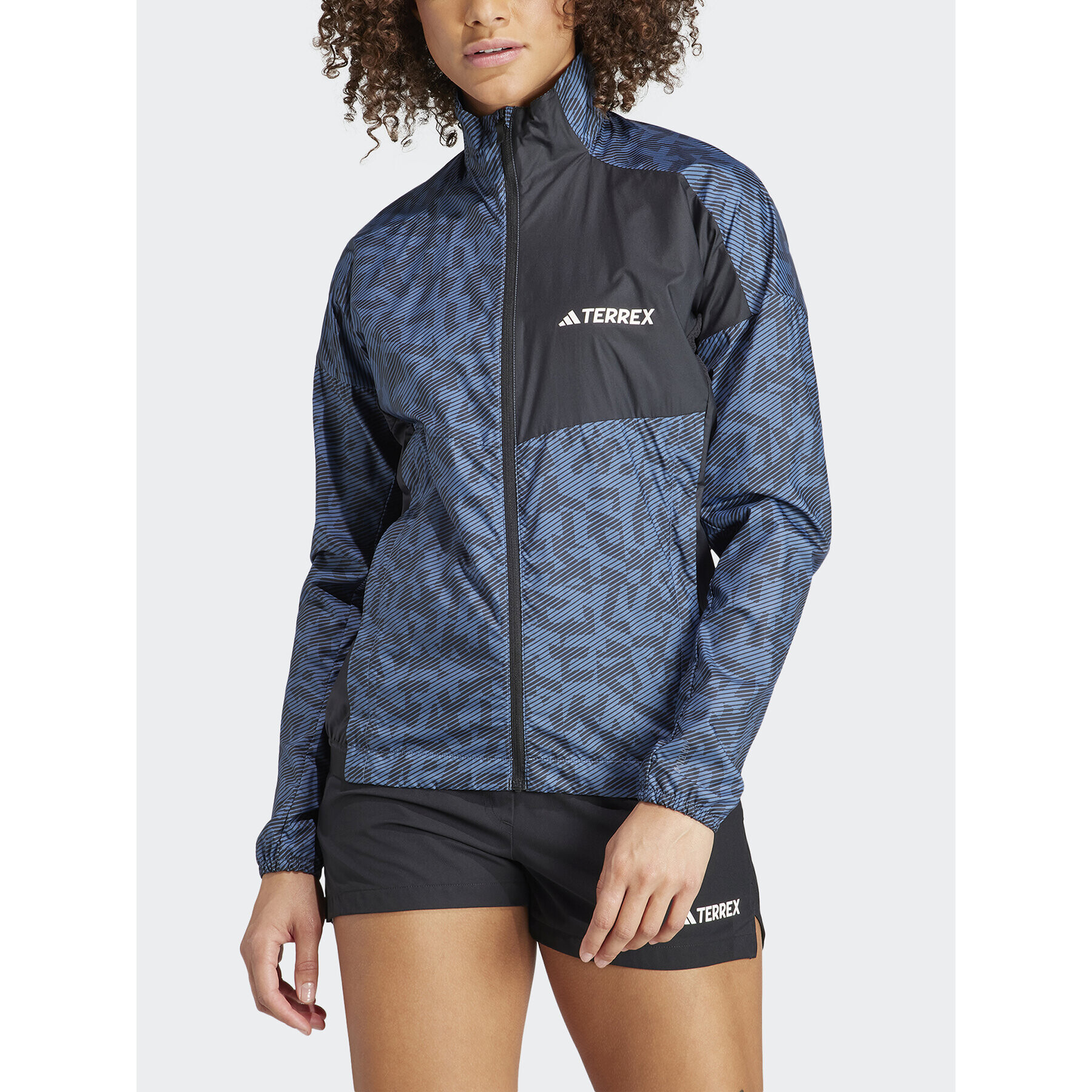 adidas Ветровка Terrex Trail Running Windbreaker IA1808 Син Regular Fit - Pepit.bg