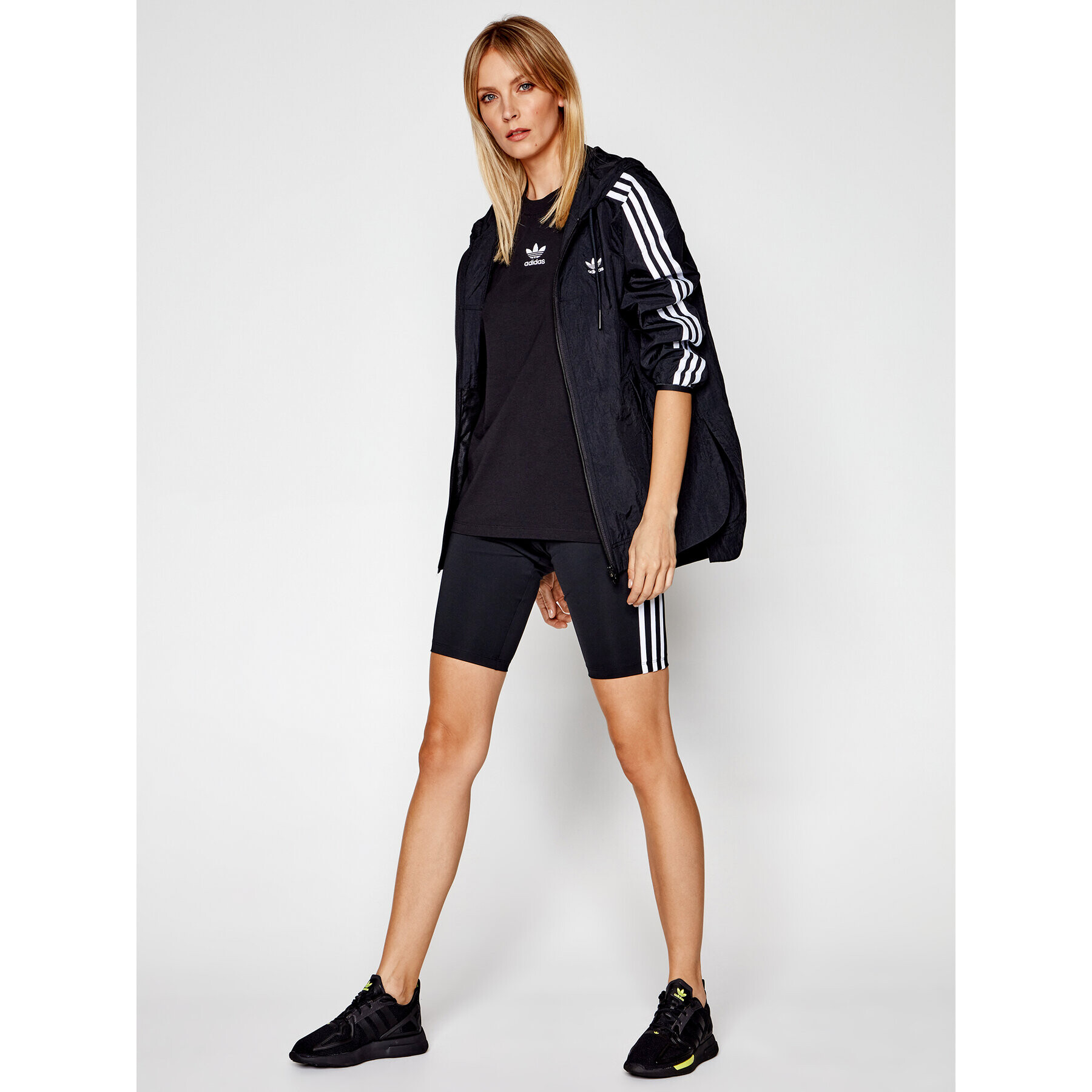 adidas Ветровка Windbreaker GN2780 Черен Loose Fit - Pepit.bg