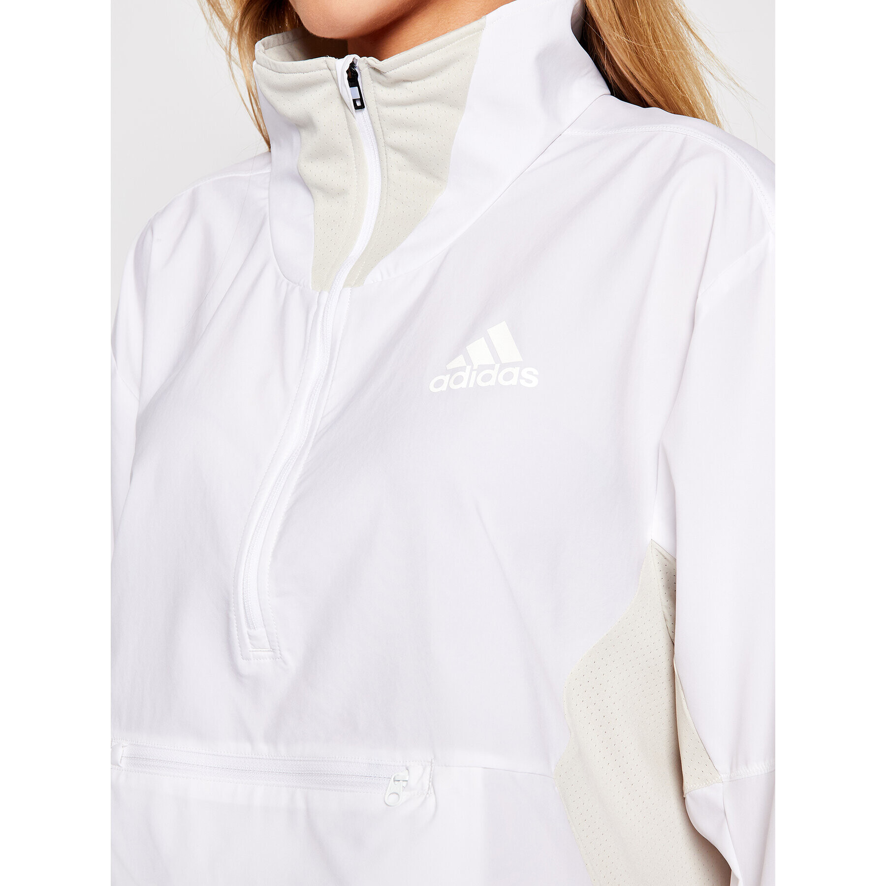 adidas Яке за джогинг Primeblue Adapt Running GP6485 Бял Regular Fit - Pepit.bg