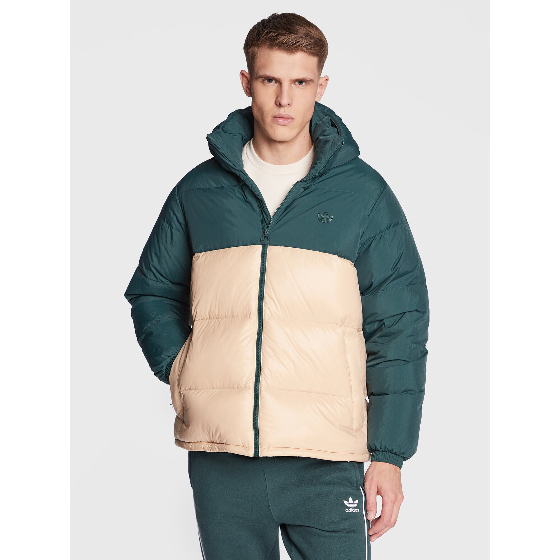 adidas Зимно яке Regen HL9187 Зелен Regular Fit - Pepit.bg