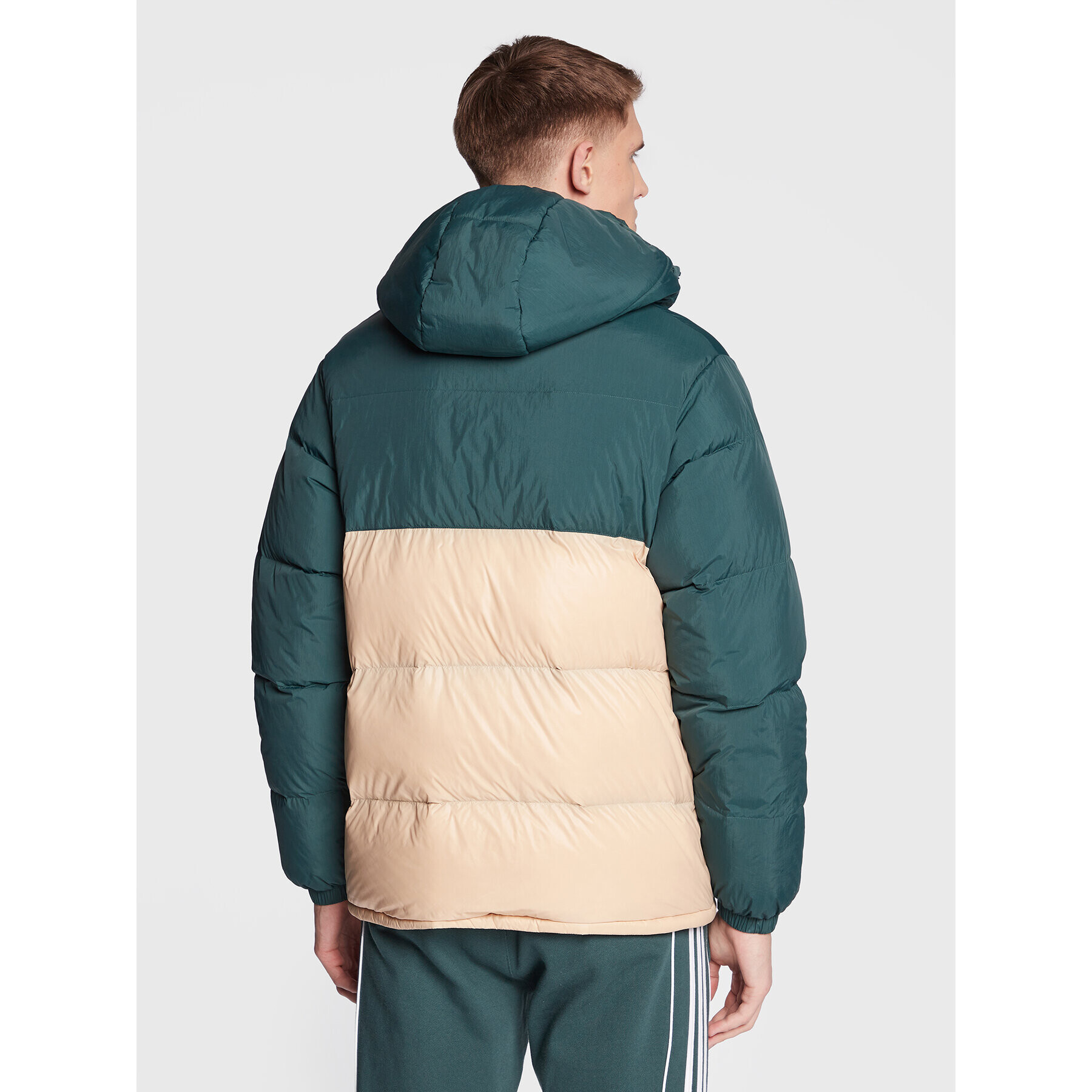 adidas Зимно яке Regen HL9187 Зелен Regular Fit - Pepit.bg