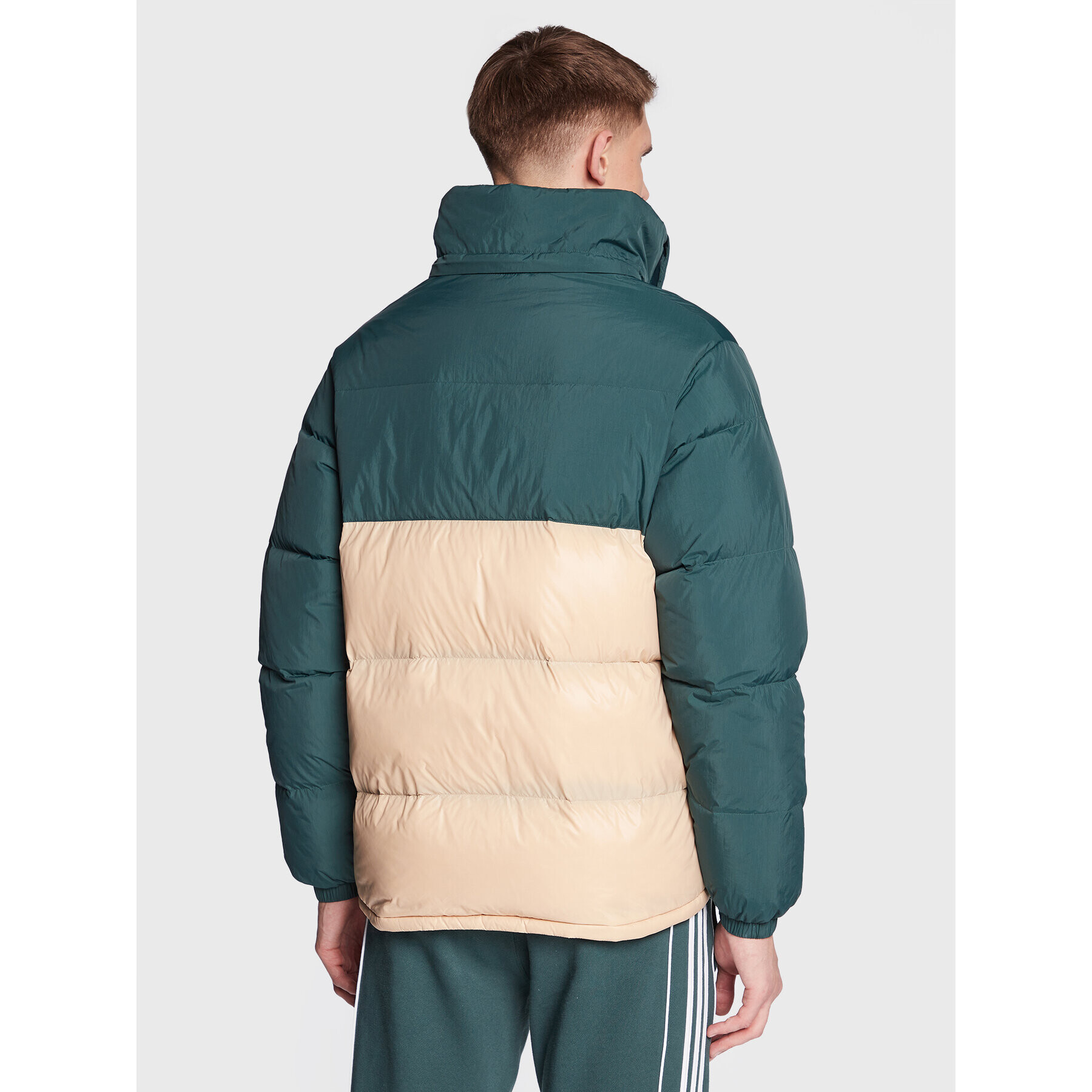adidas Зимно яке Regen HL9187 Зелен Regular Fit - Pepit.bg