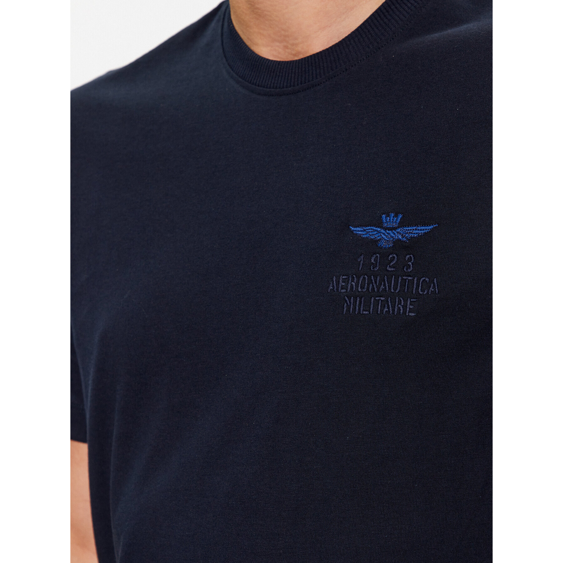 Aeronautica Militare Тишърт 232TS2129J609 Тъмносин Regular Fit - Pepit.bg