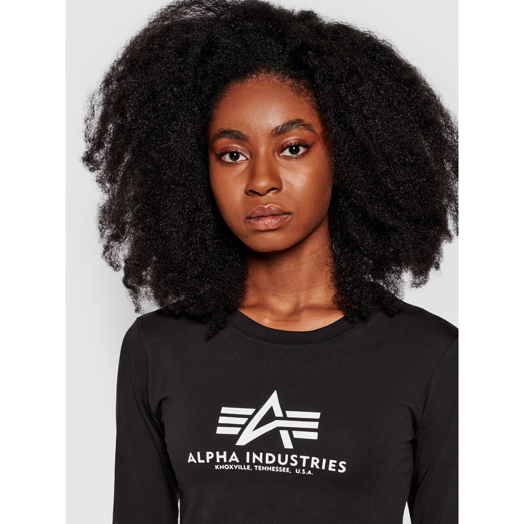 Alpha Industries Блуза Basic Cropped 116076 Черен Slim Fit - Pepit.bg
