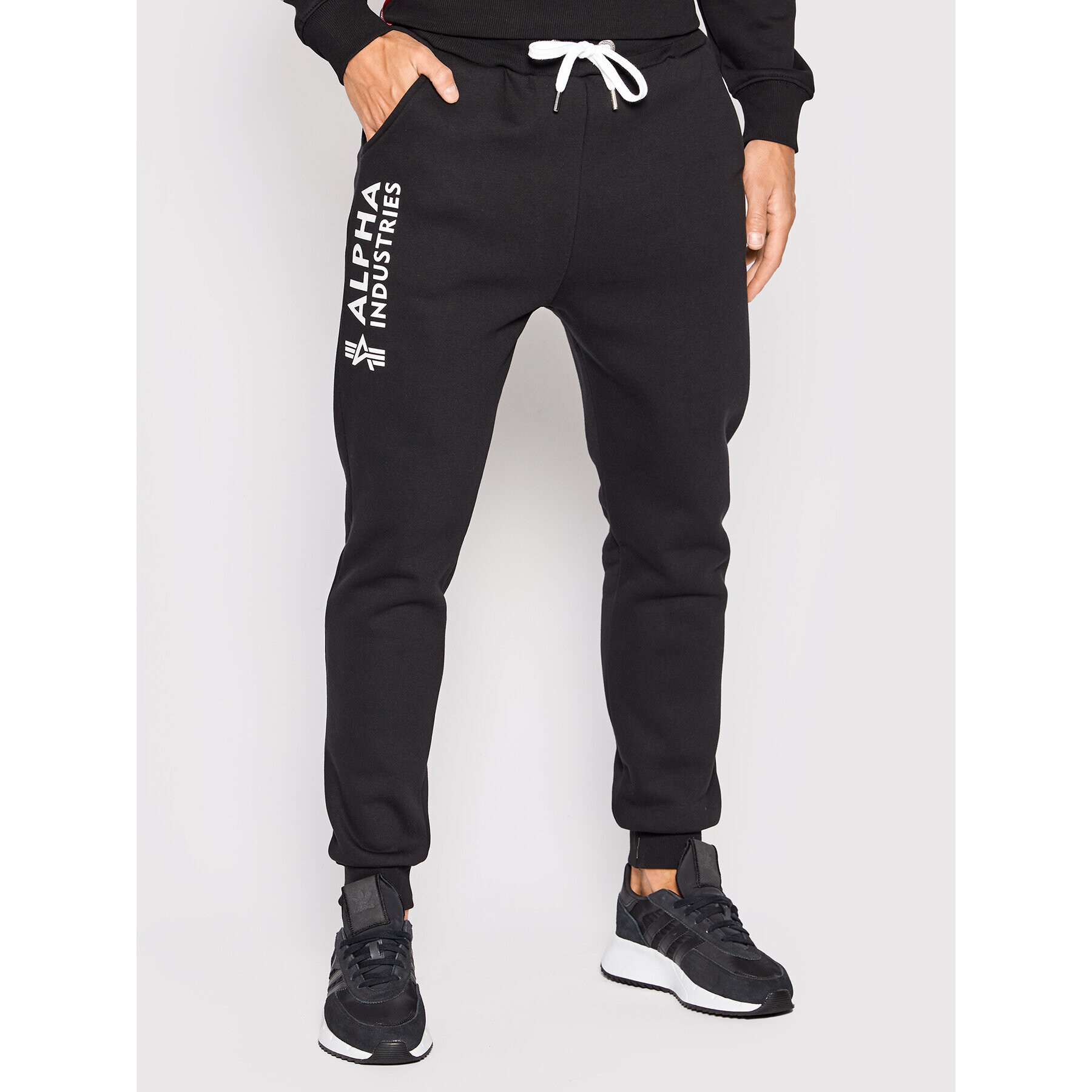 Alpha Industries Долнище анцуг Basic 116368 Черен Regular Fit - Pepit.bg