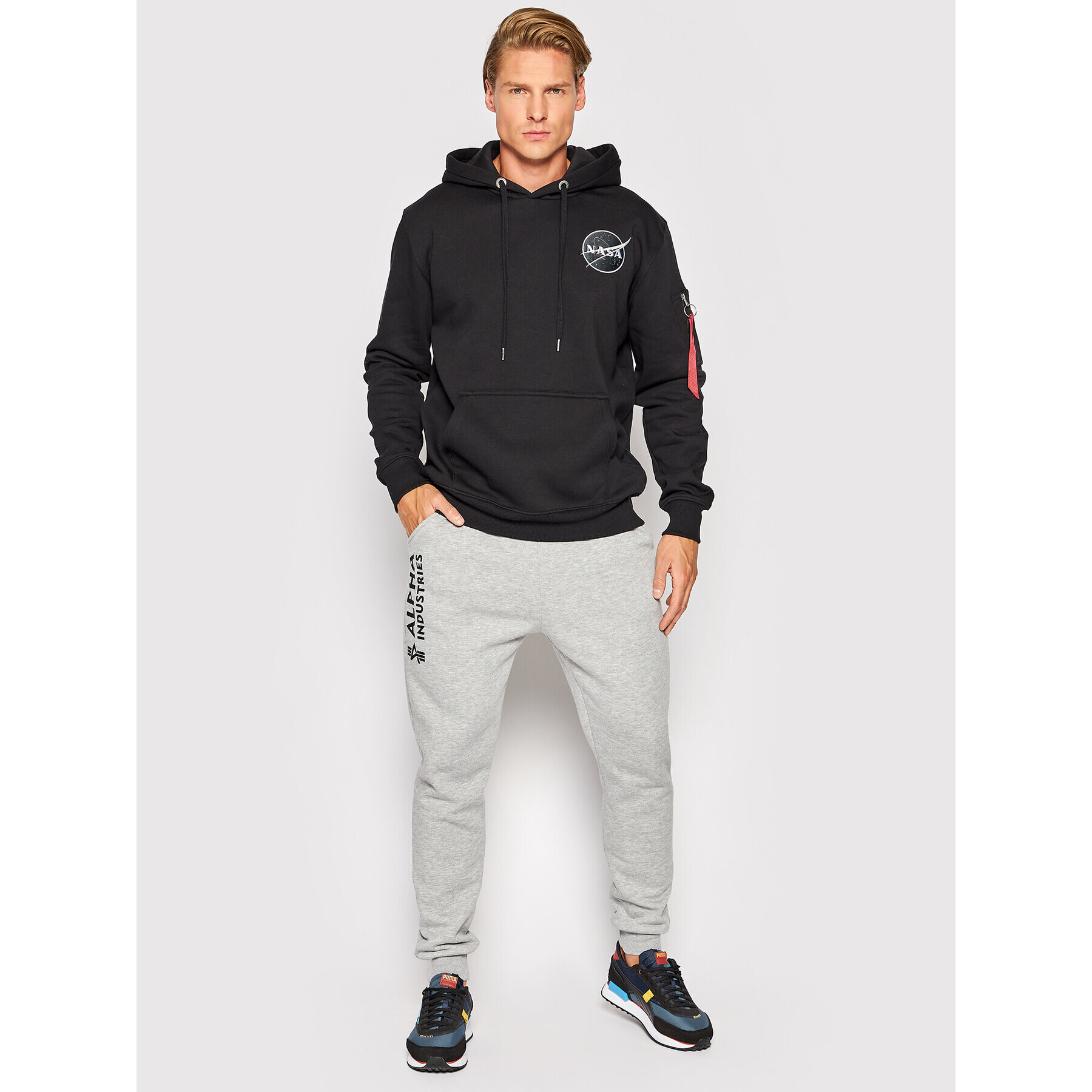 Alpha Industries Долнище анцуг Basic 116368 Сив Regular Fit - Pepit.bg