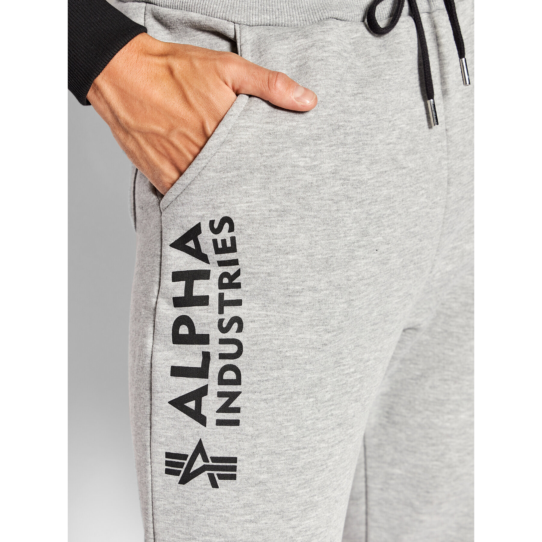 Alpha Industries Долнище анцуг Basic 116368 Сив Regular Fit - Pepit.bg