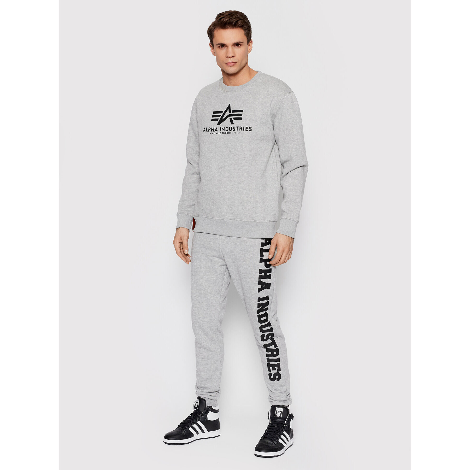 Alpha Industries Долнище анцуг Big Letters 126343 Сив Regular Fit - Pepit.bg