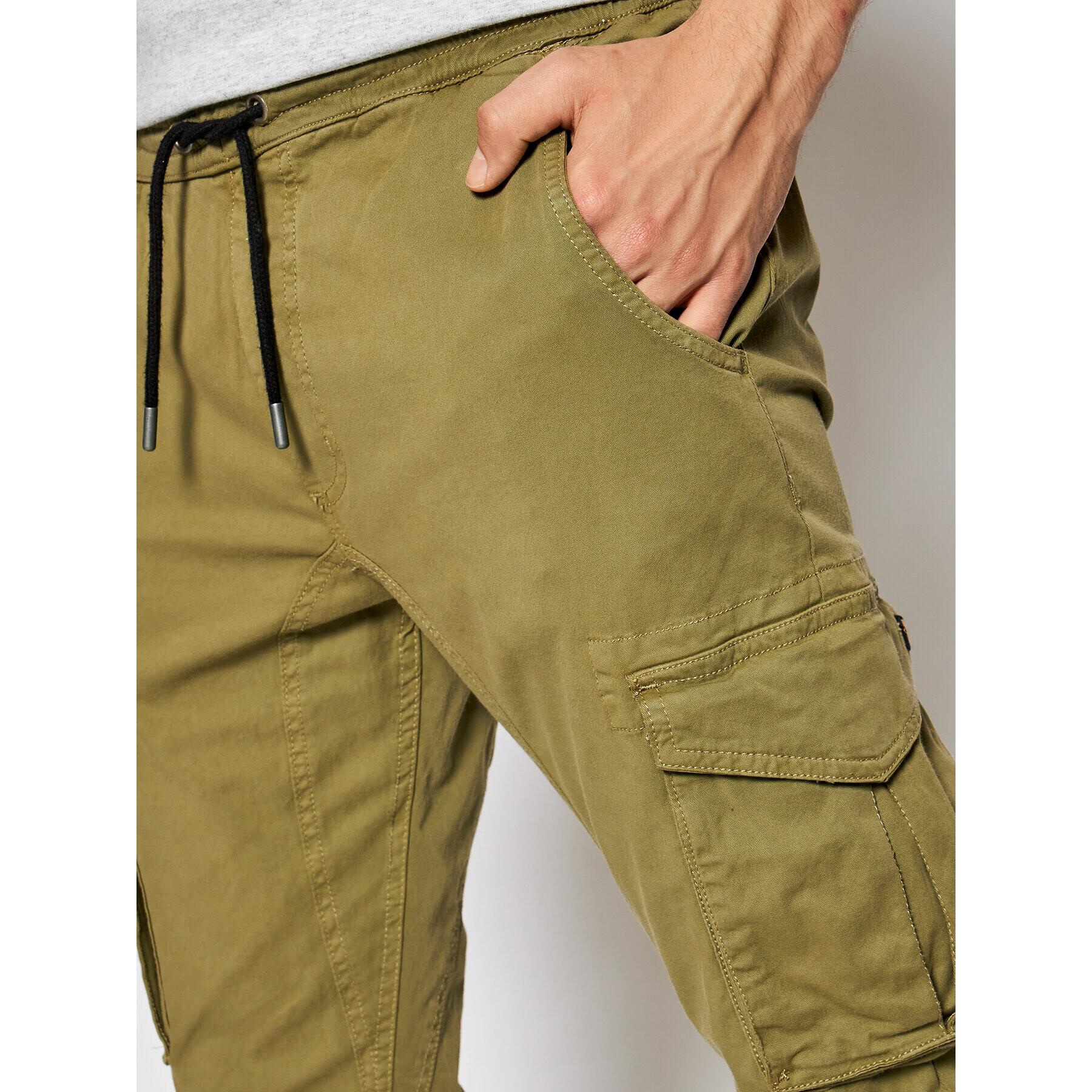 Alpha Industries Джогъри 116202 Зелен Tapered Fit - Pepit.bg