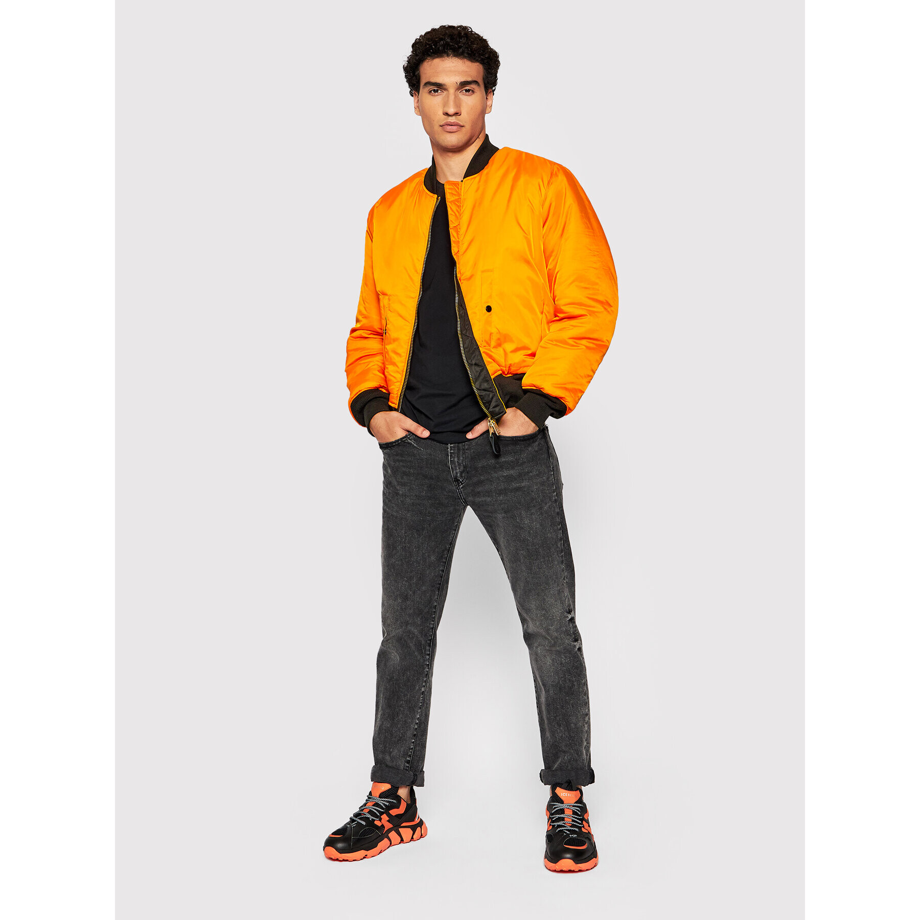 Alpha Industries Яке бомбър Ma-1 100101 Черен Regular Fit - Pepit.bg