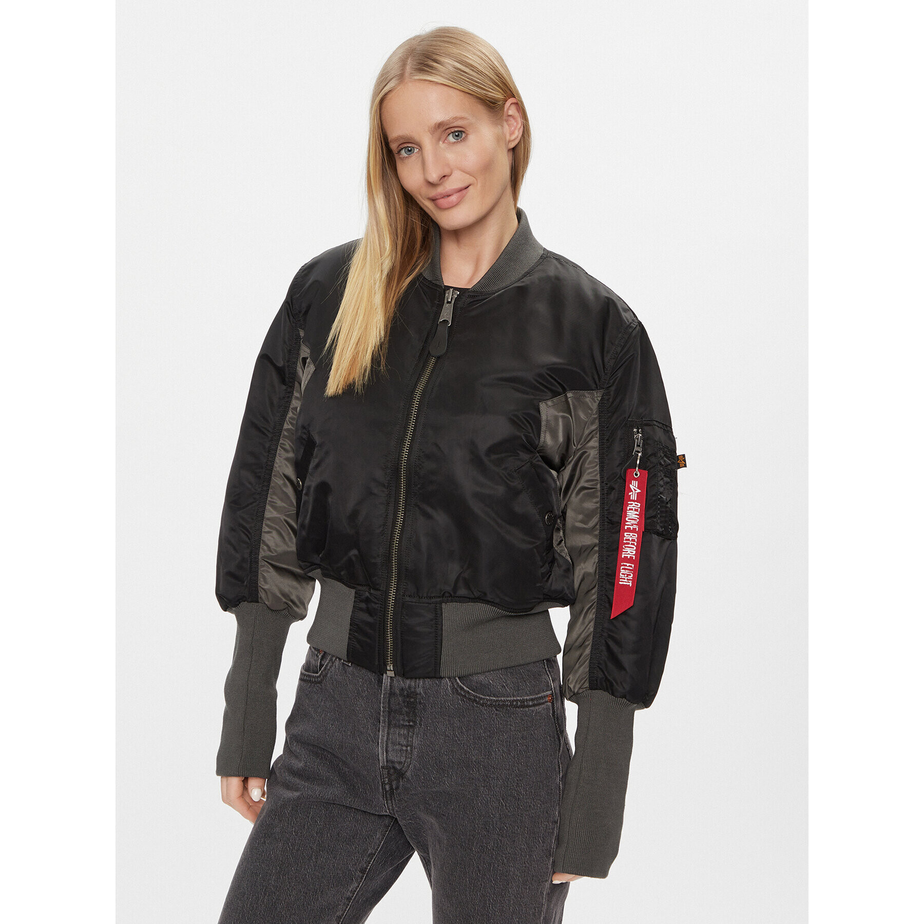 Alpha Industries Яке бомбър MA-1 Cyber 108008 Черен Regular Fit - Pepit.bg