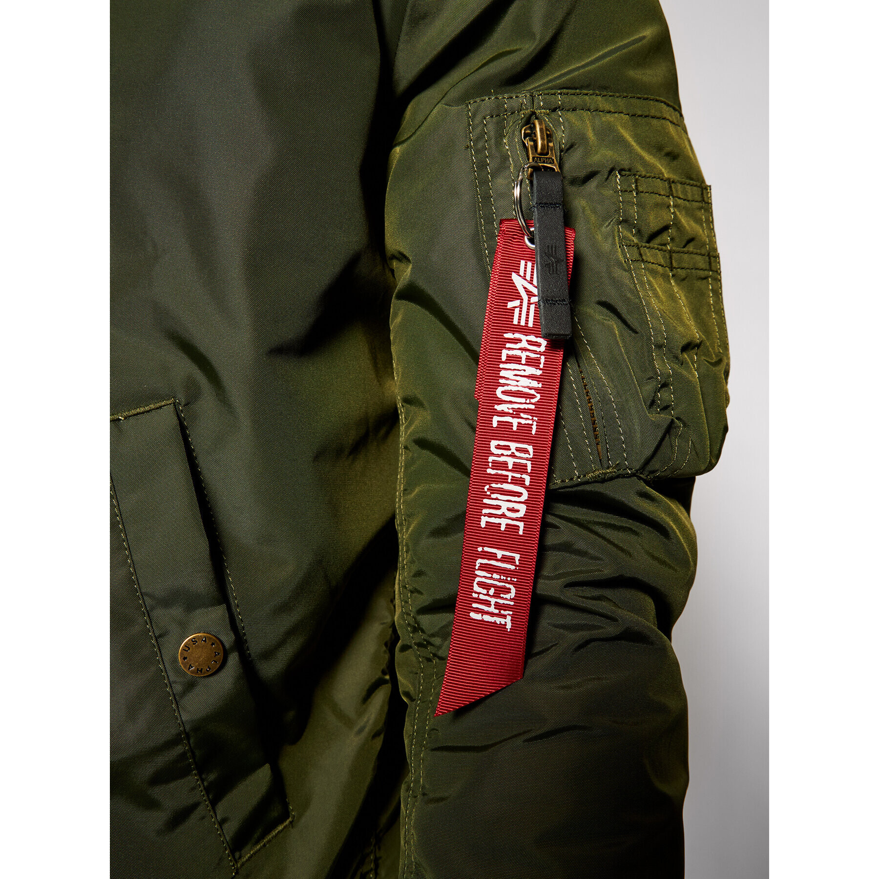 Alpha Industries Яке бомбър Ma-1 191103 Зелен Regular Fit - Pepit.bg