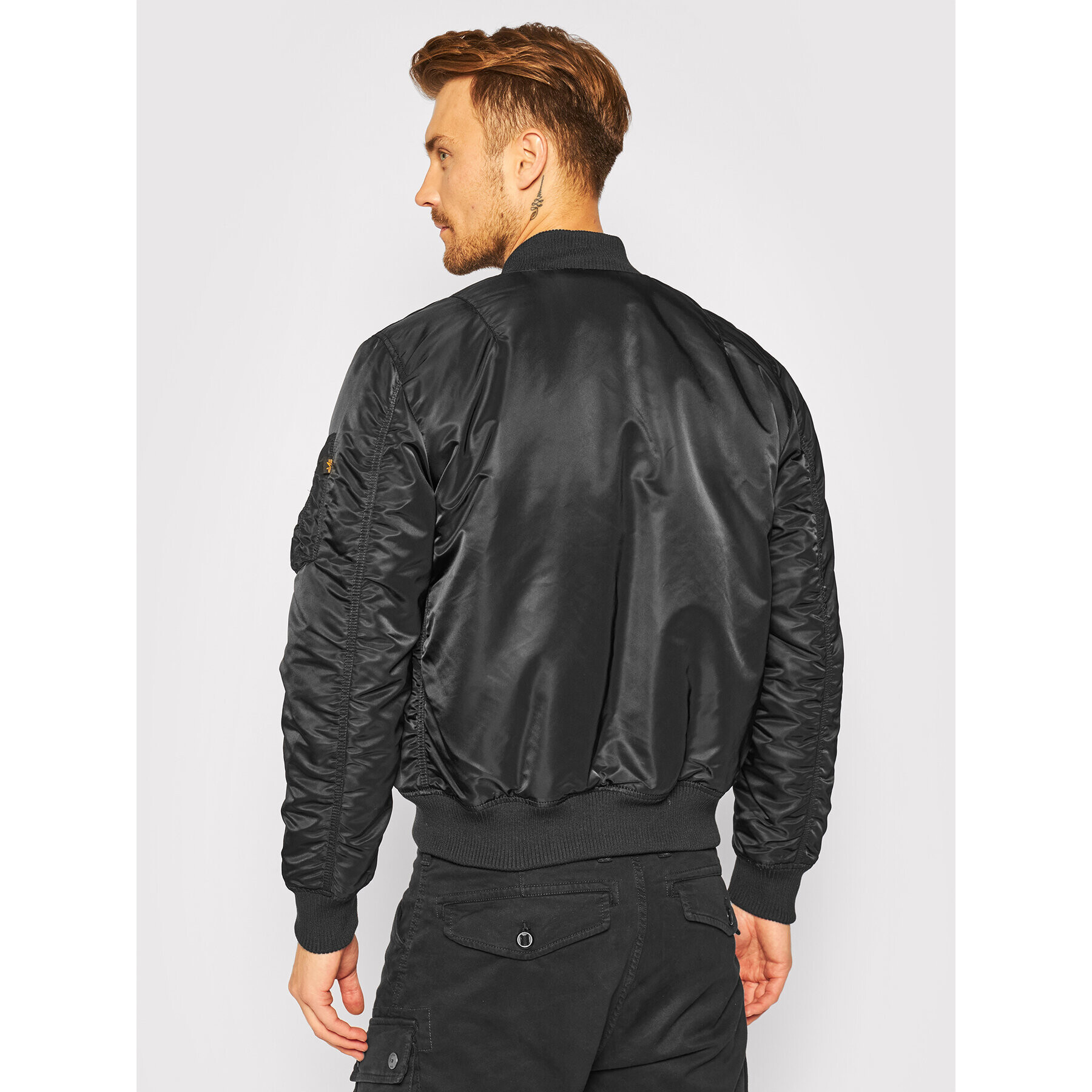 Alpha Industries Яке бомбър Ma-1 Vf 59 191118 Черен Slim Fit - Pepit.bg