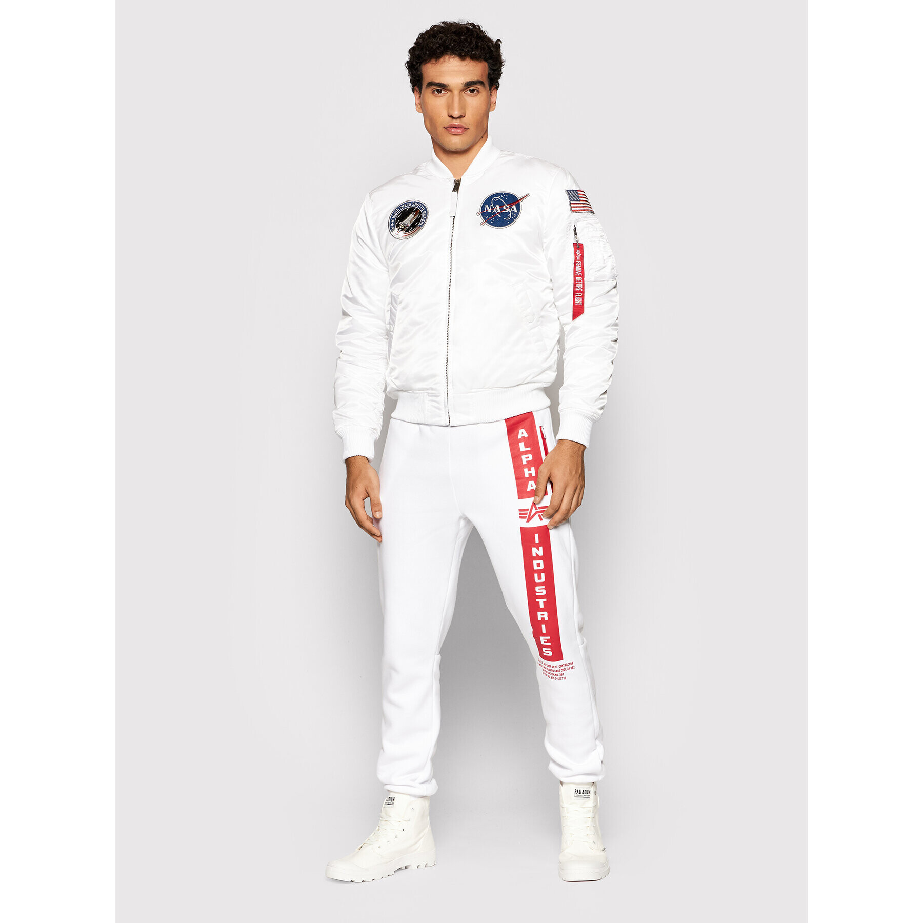 Alpha Industries Яке бомбър Nasa 166107LP Бял Slim Fit - Pepit.bg