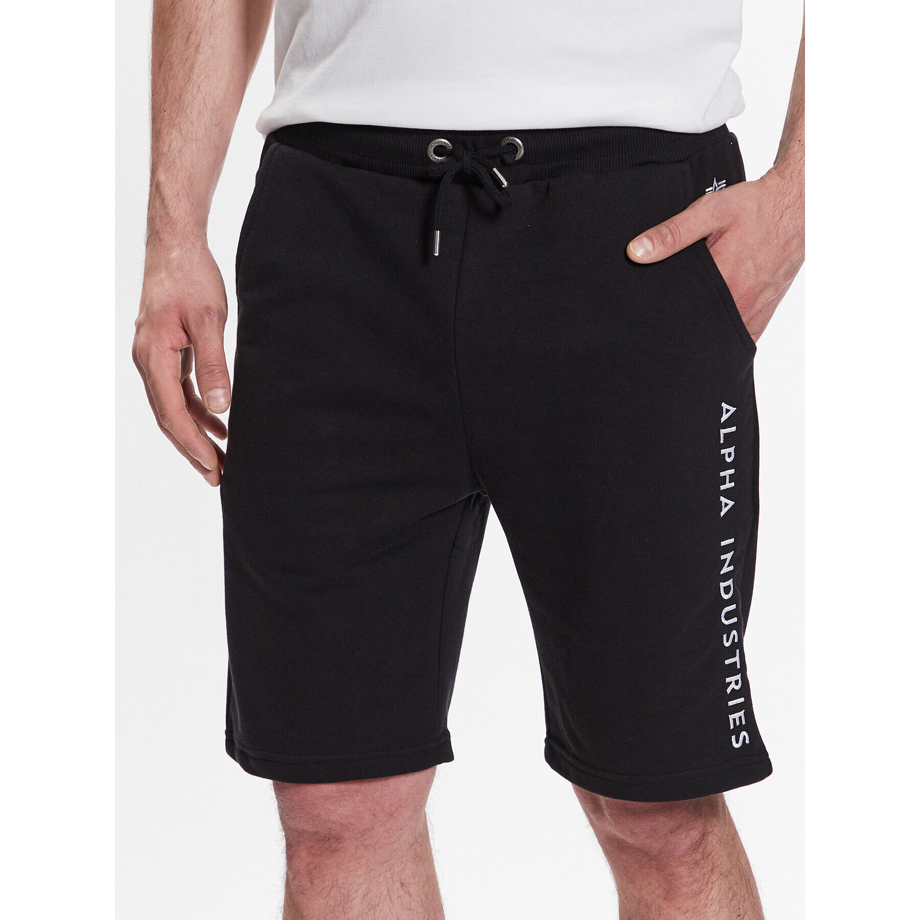 Alpha Industries Спортни шорти AI Sweat Short 116365 Черен Regular Fit - Pepit.bg