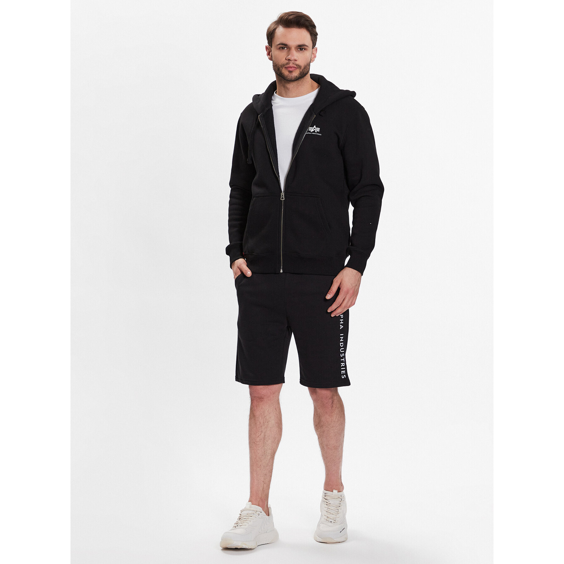 Alpha Industries Спортни шорти AI Sweat Short 116365 Черен Regular Fit - Pepit.bg