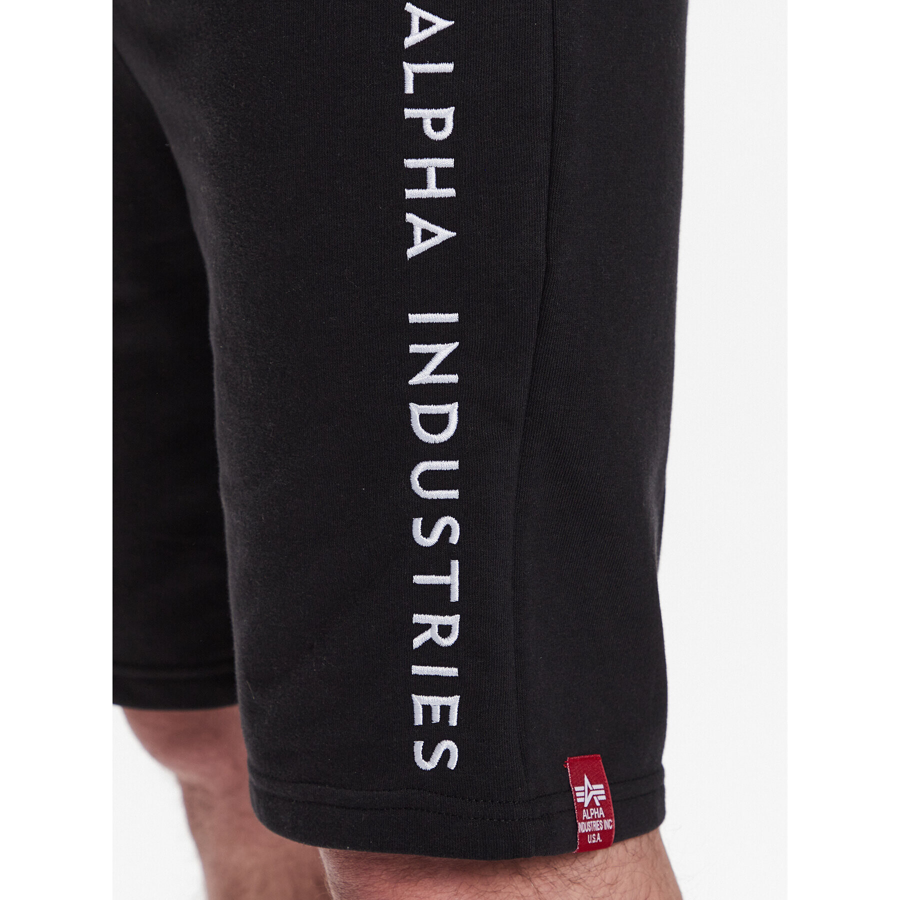 Alpha Industries Спортни шорти AI Sweat Short 116365 Черен Regular Fit - Pepit.bg